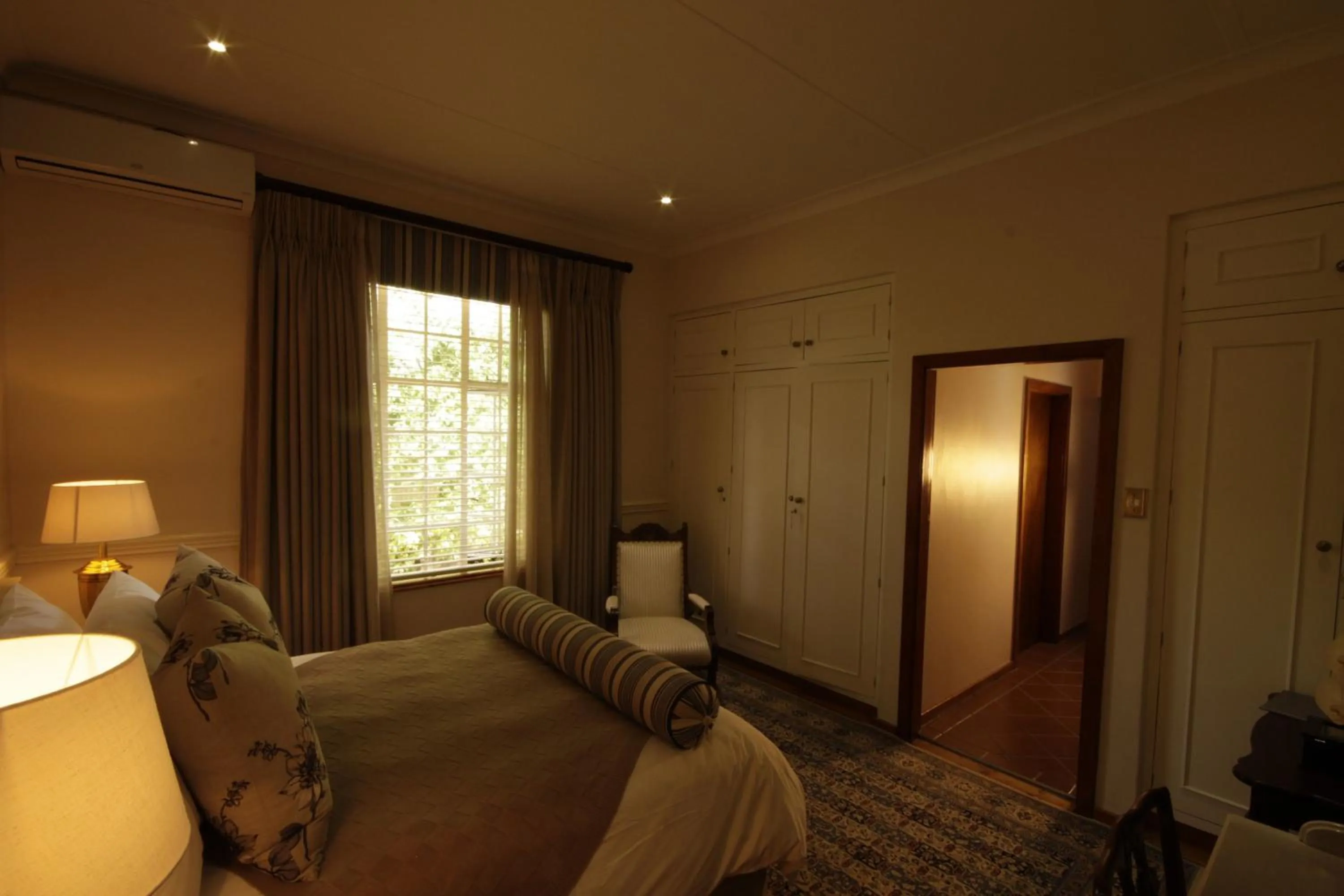 Photo of the whole room, Bed in Kleine Constantia Boutique Guest House