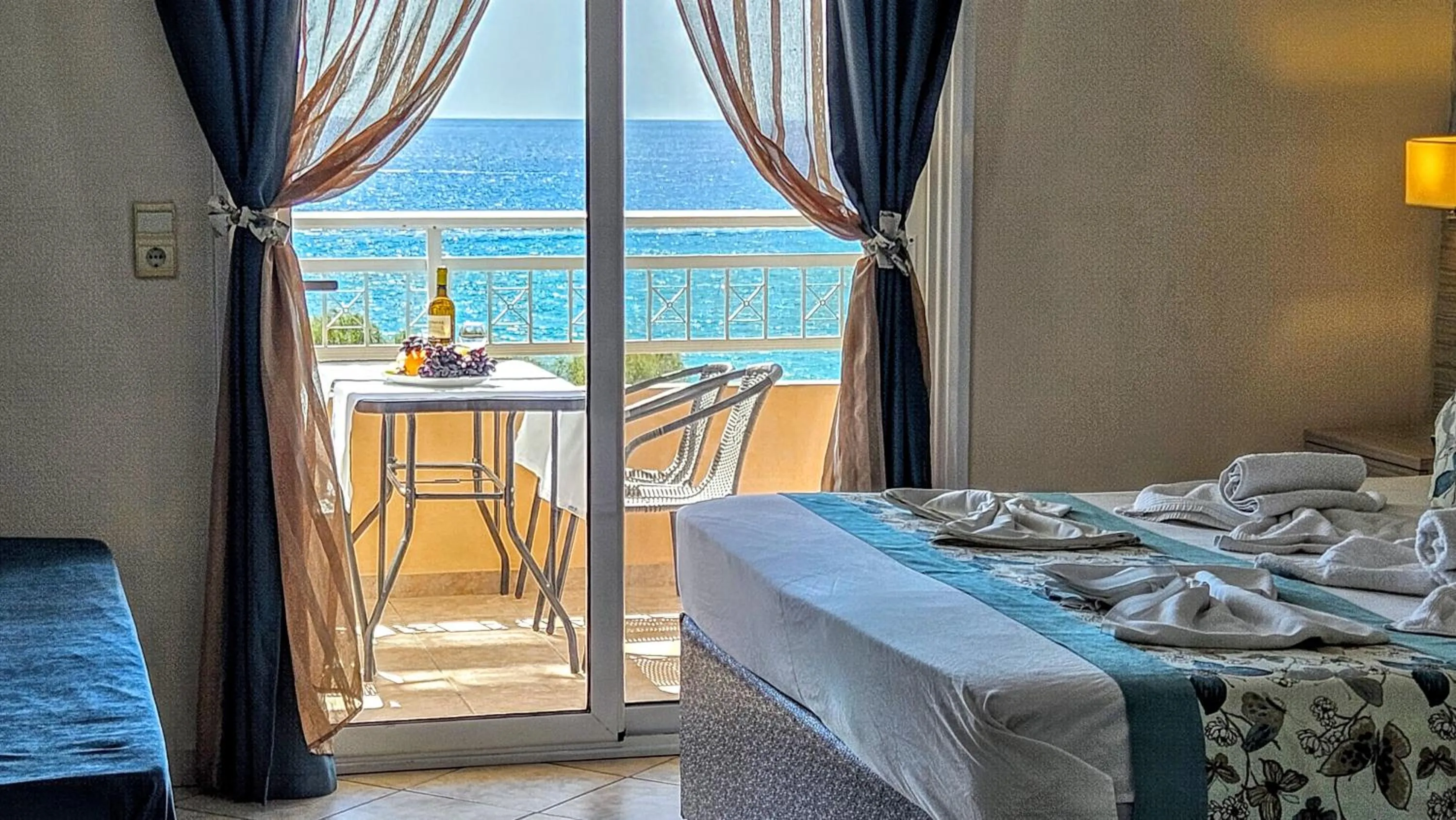 Bed in Grand Beach Hotel Thassos
