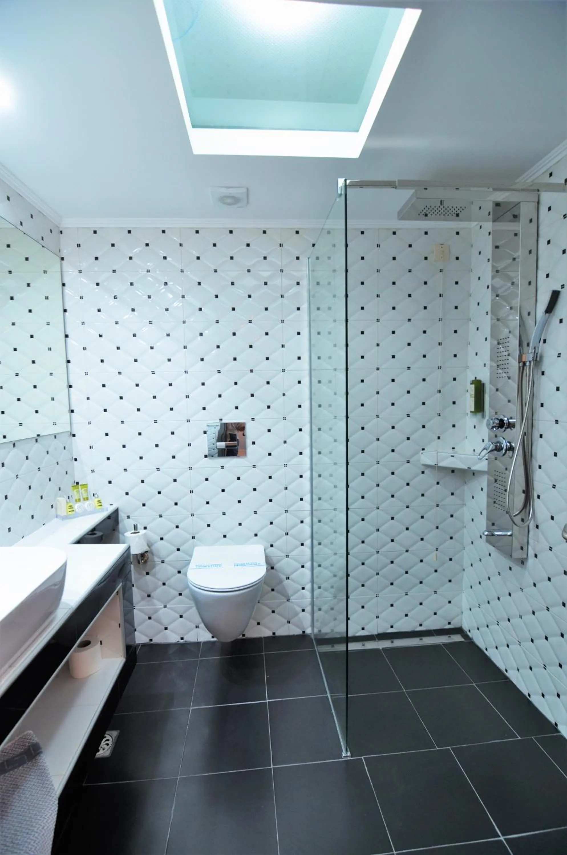 Bathroom in Grand Beach Hotel Thassos