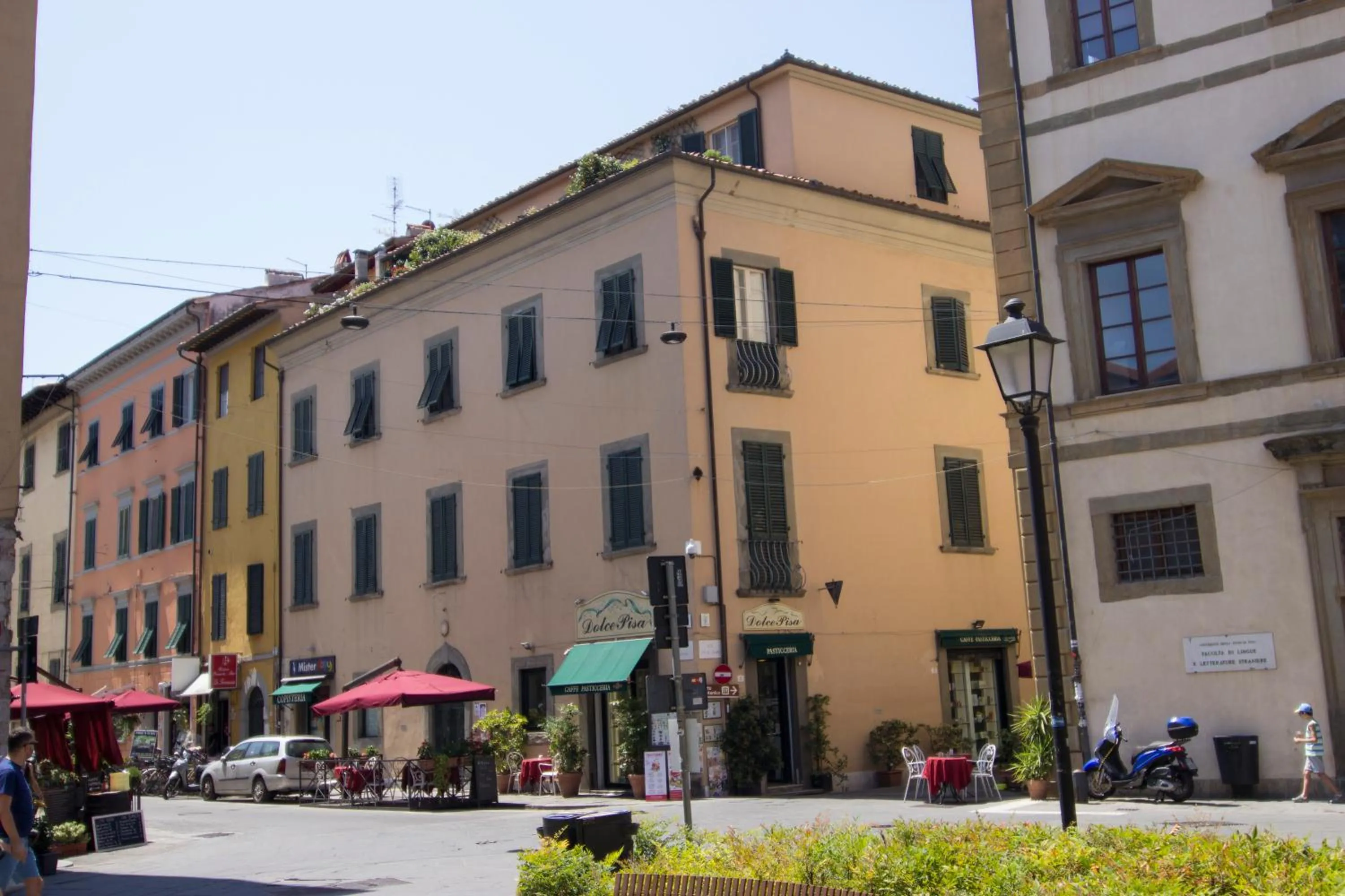 Property building in B&B 7 Rooms