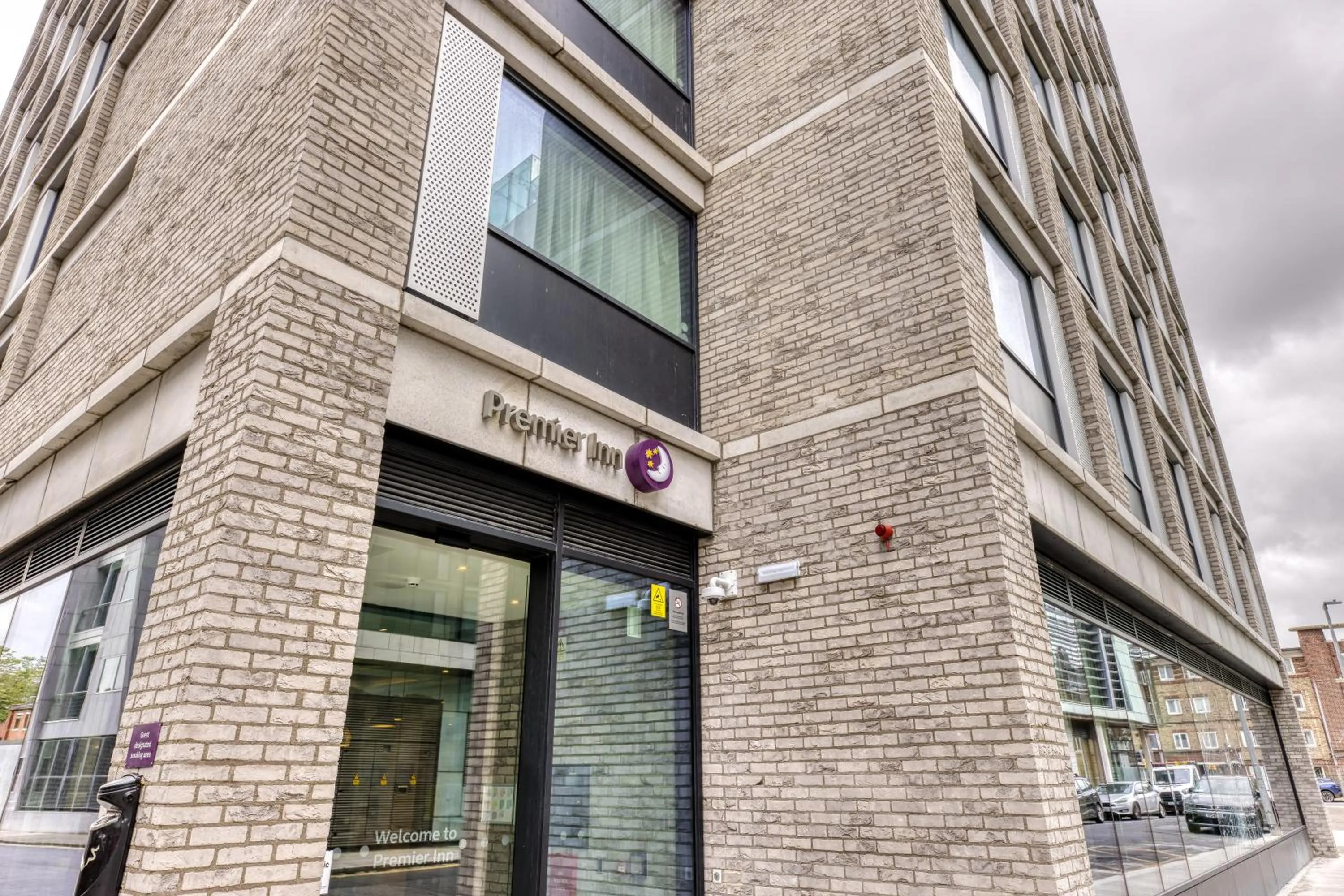 Property building in Premier Inn Dublin City Gloucester St South