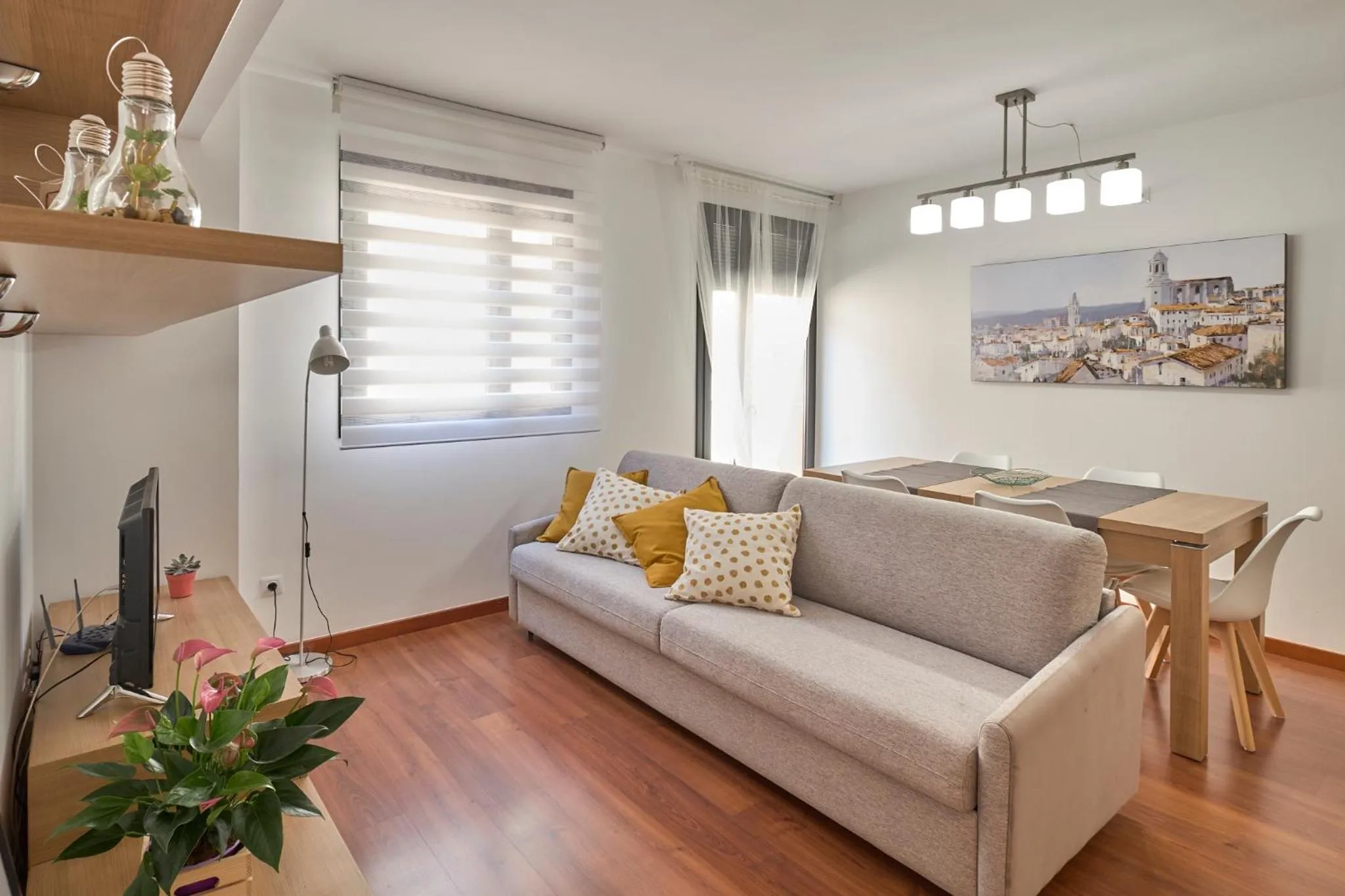 TV and multimedia in Little Home Girona