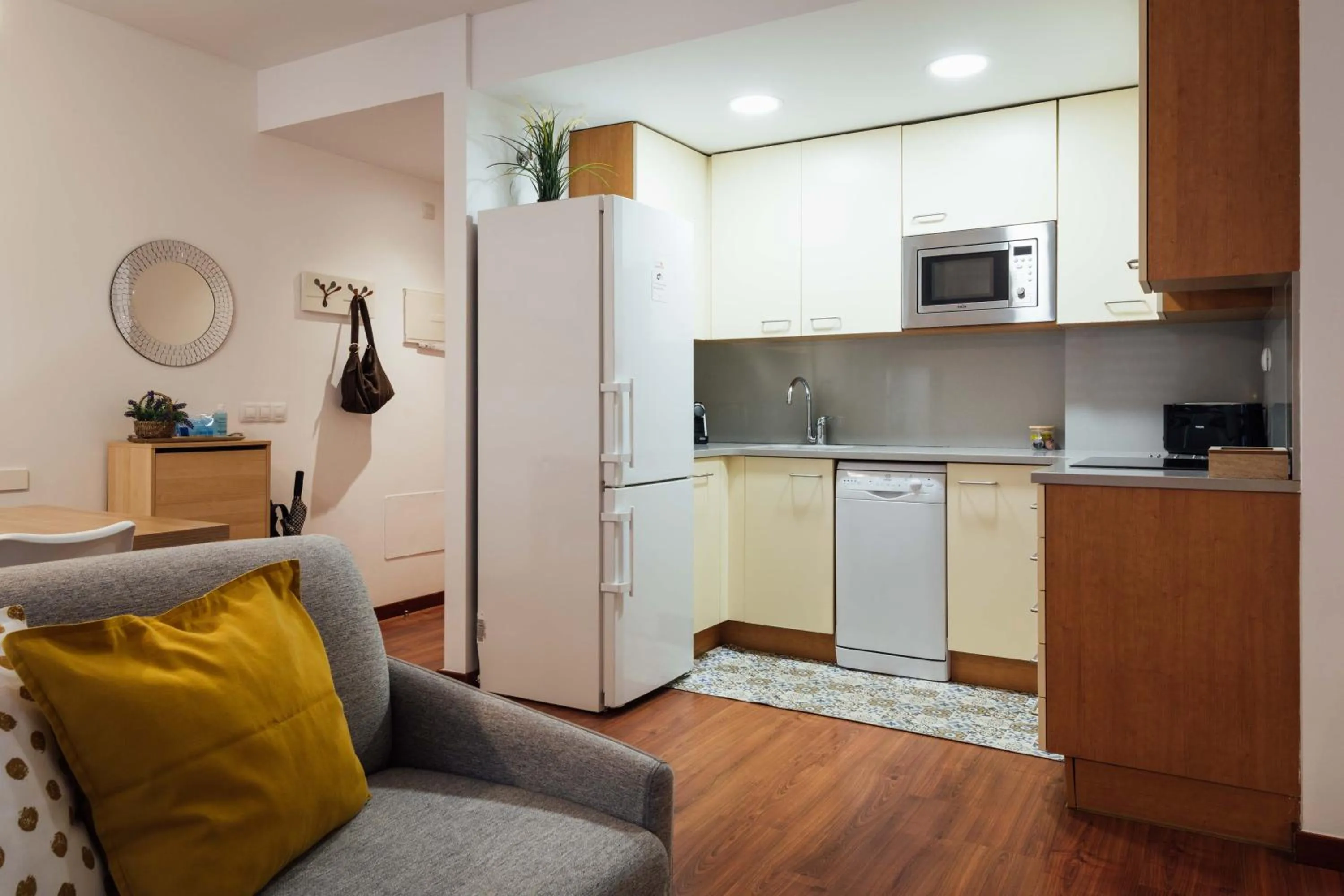 Kitchen or kitchenette in Little Home Girona