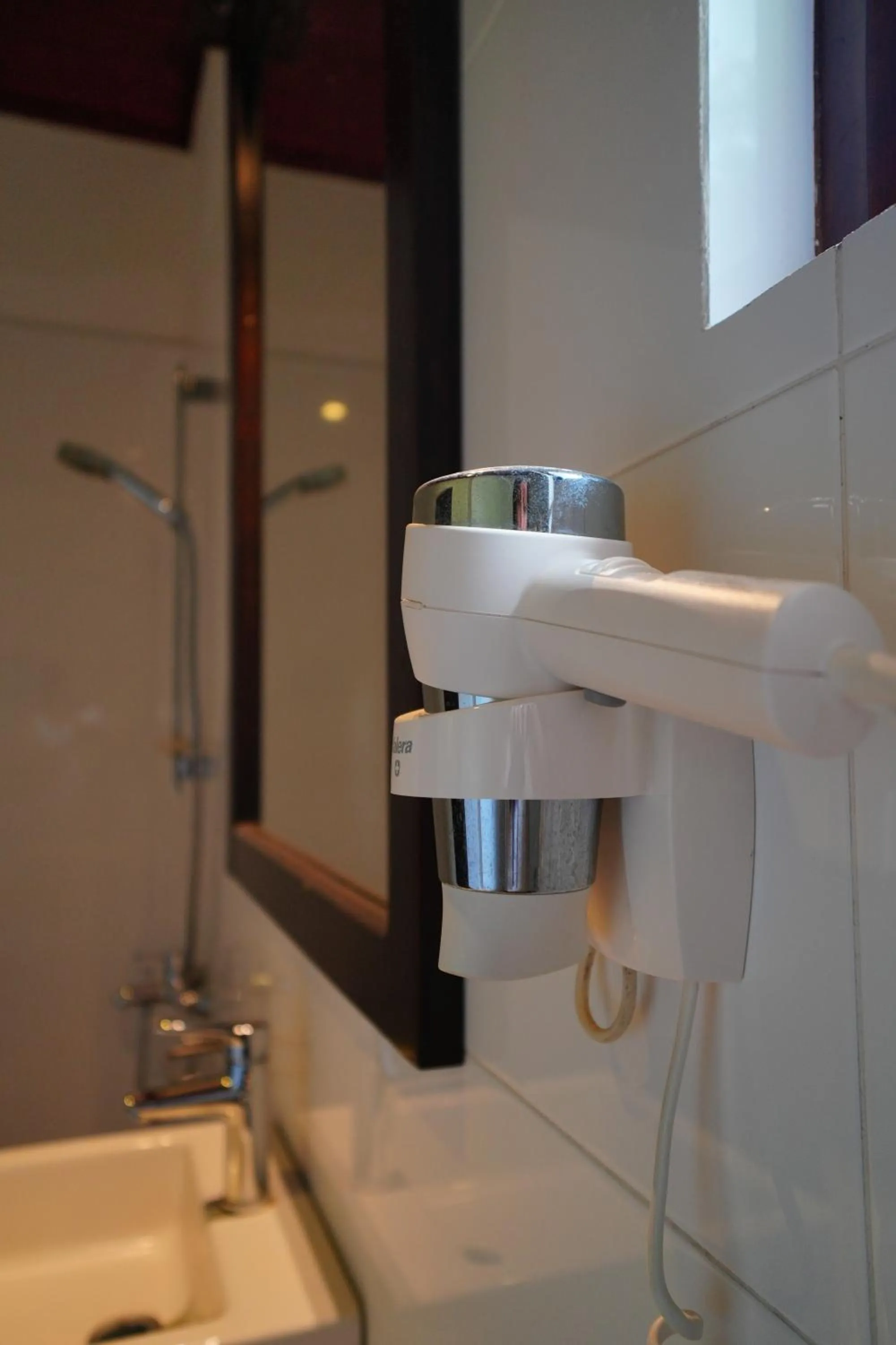 Bathroom in Hideaway Lodge