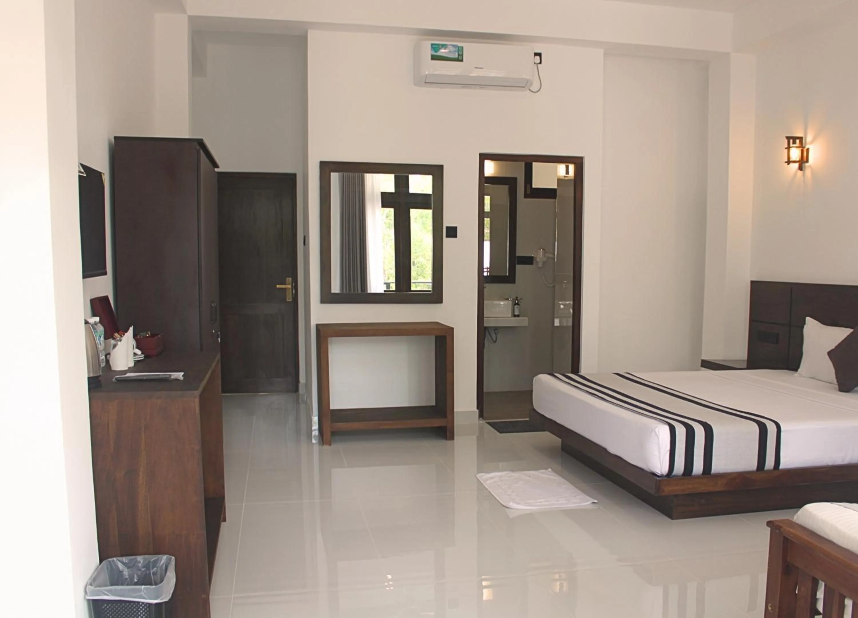 TV and multimedia, Bed in Hideaway Lodge