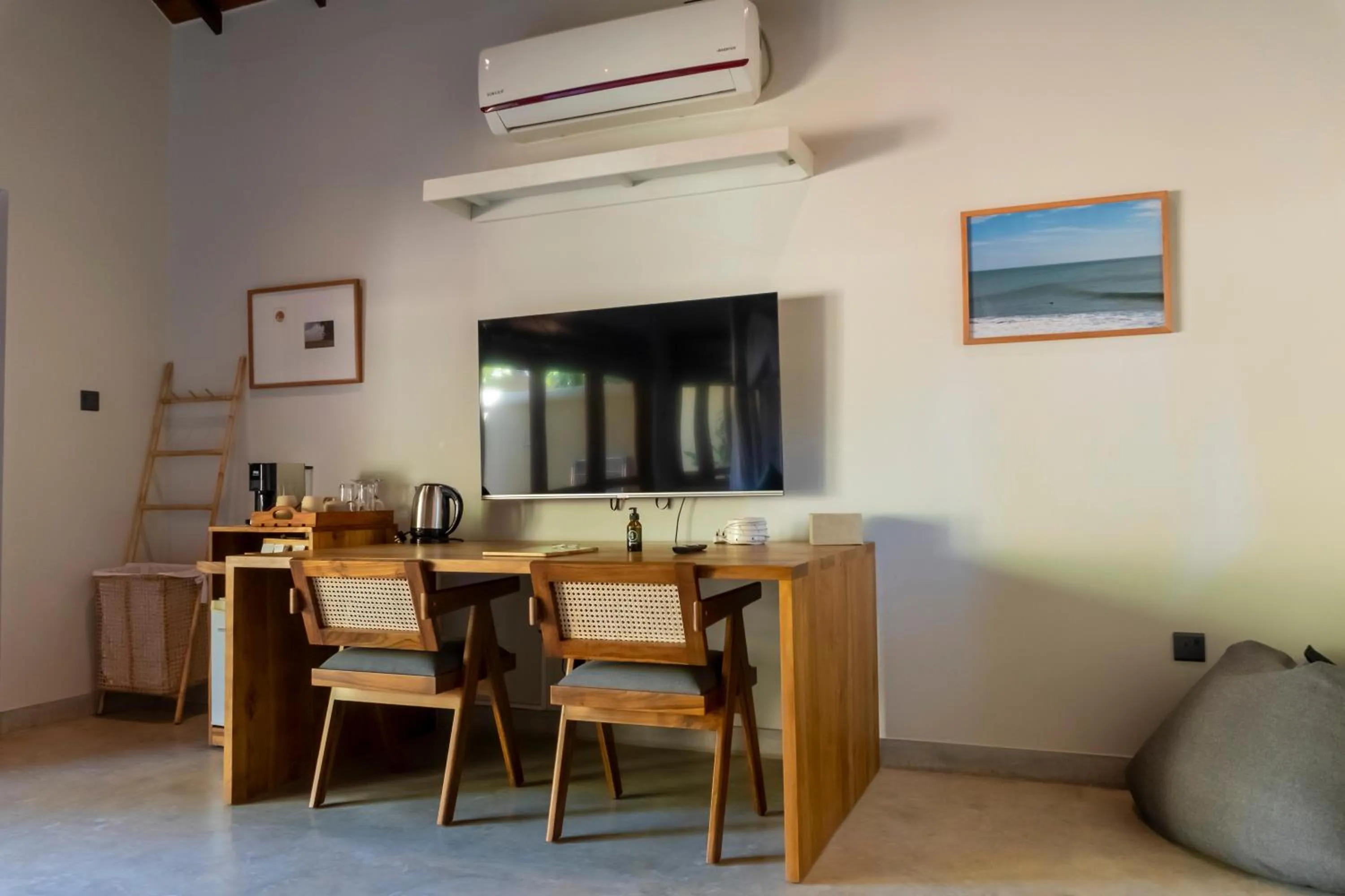 TV and multimedia in The Spice Trail