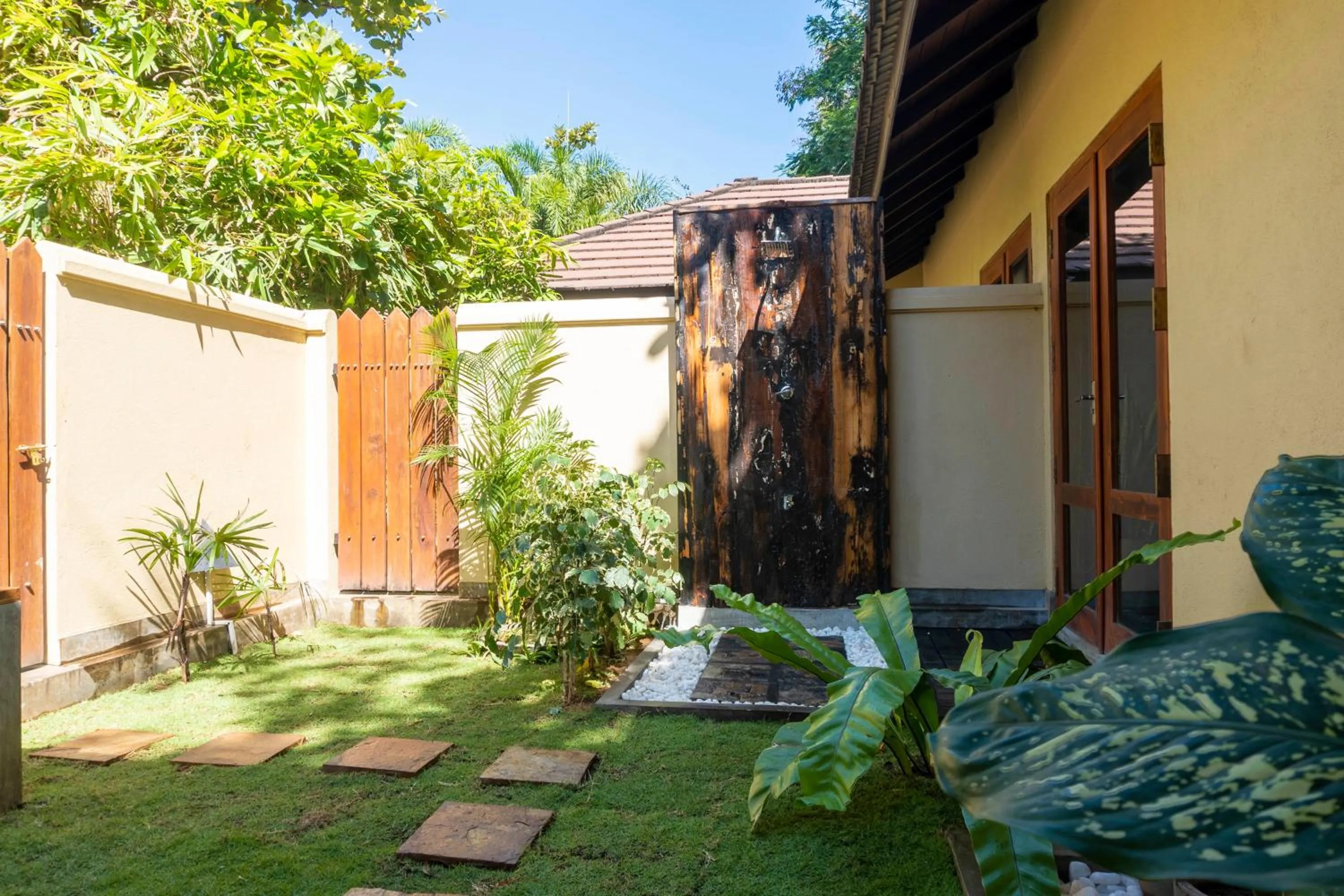 Shower in The Spice Trail