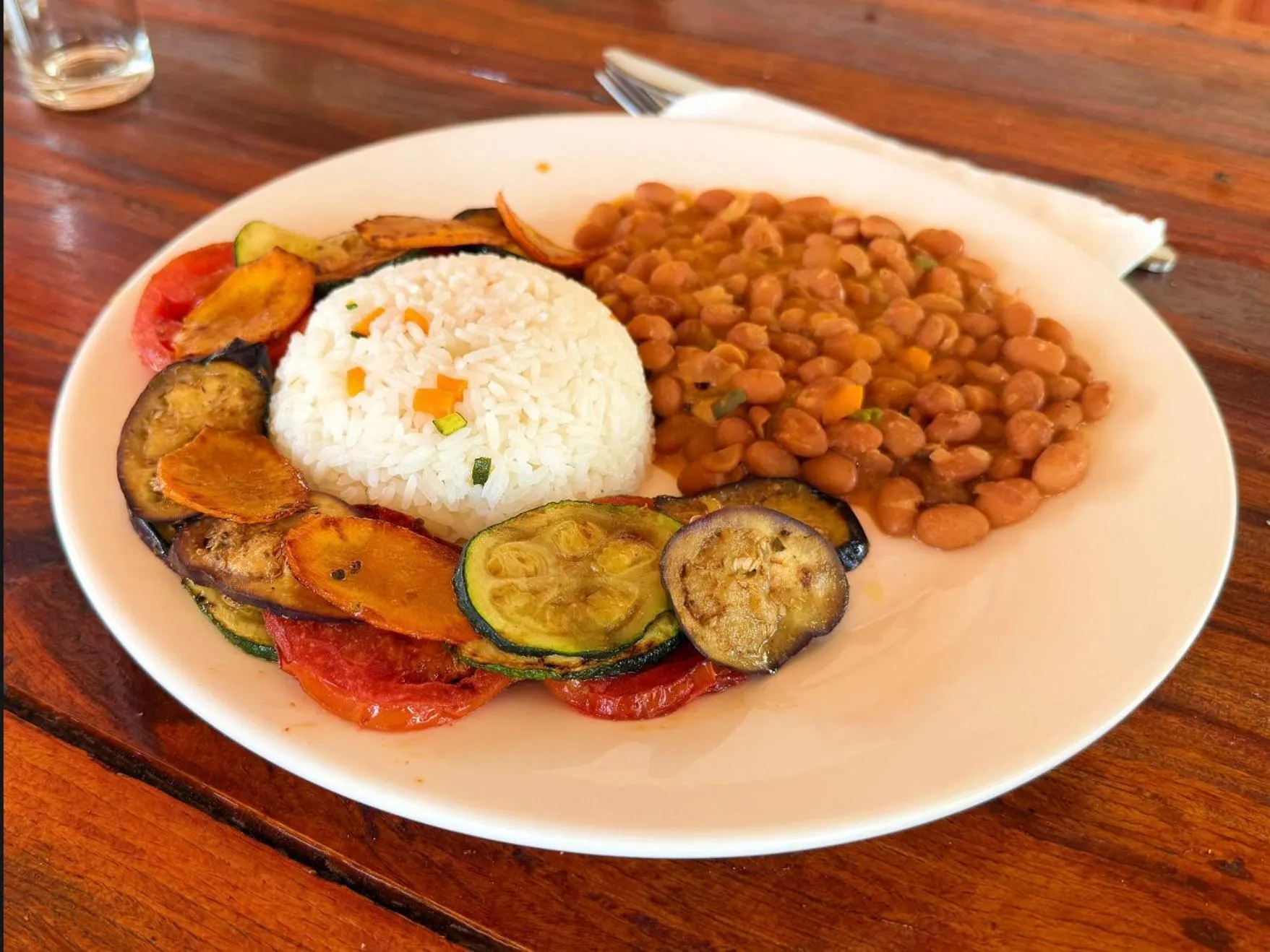 Restaurant/places to eat in Andy's Inn