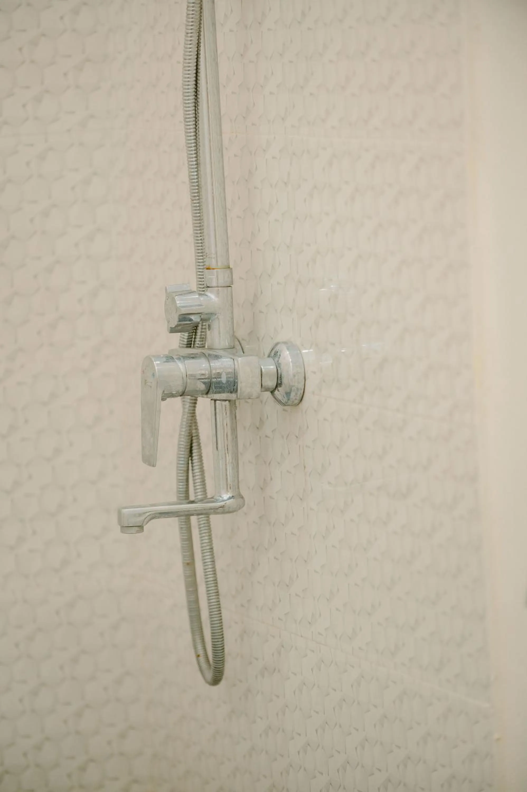 Shower in Andy's Inn