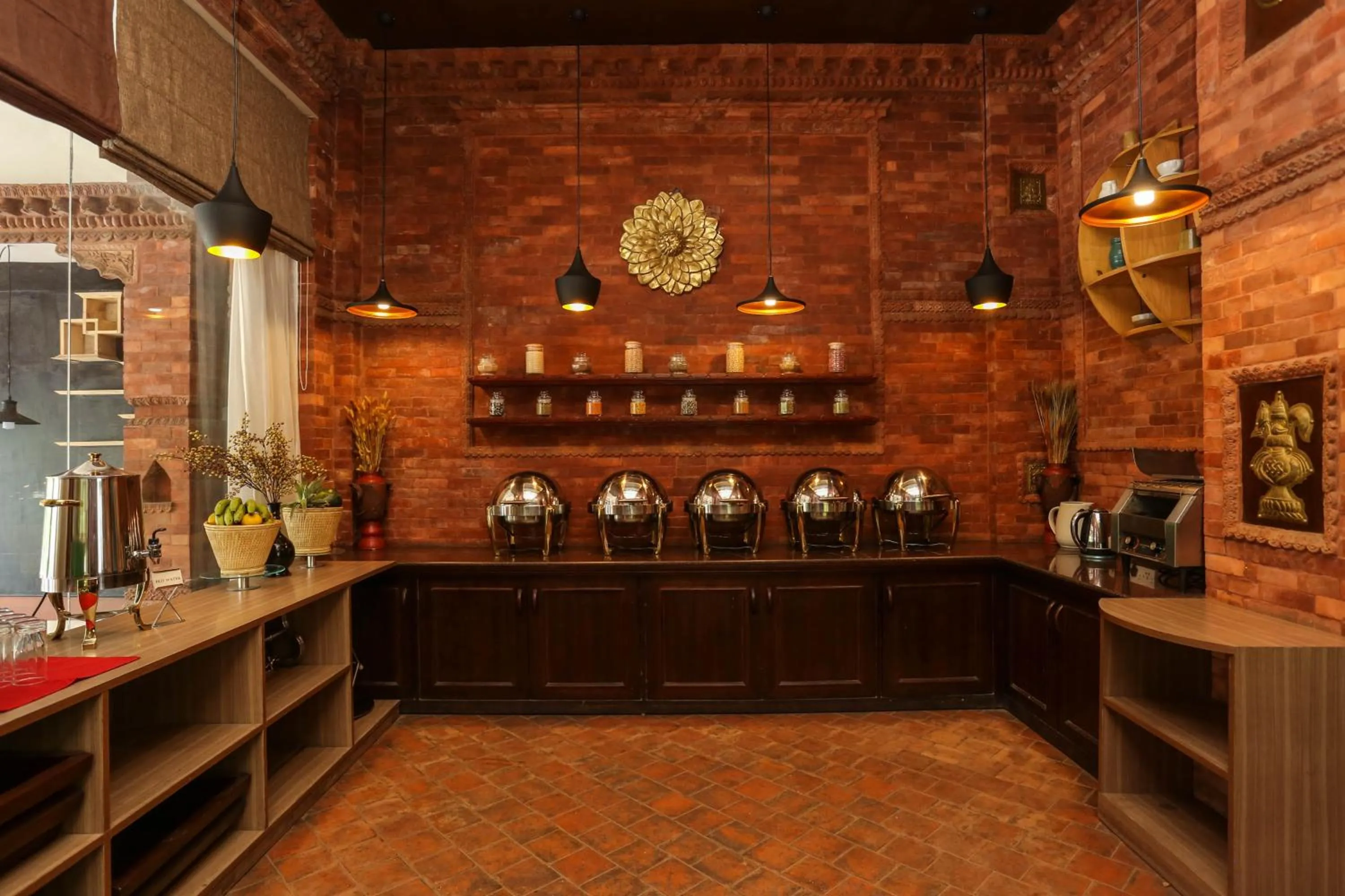 Restaurant/places to eat in Dahlia Boutique Hotel