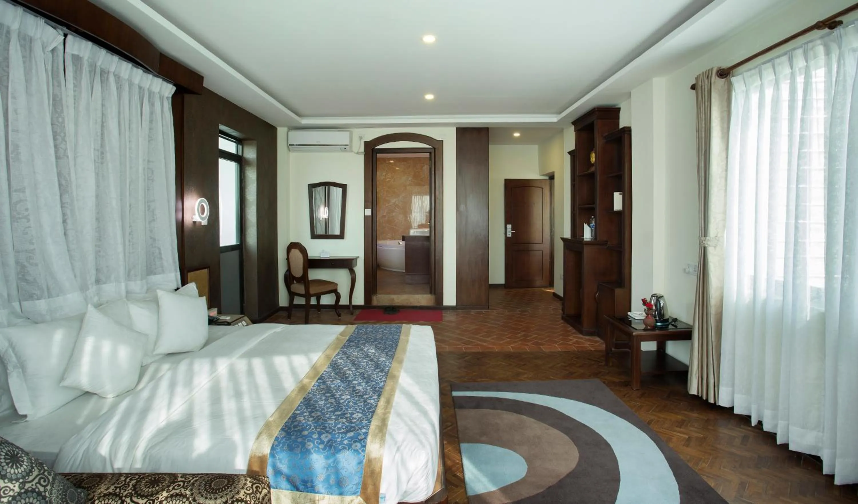 Photo of the whole room, Bed in Dahlia Boutique Hotel