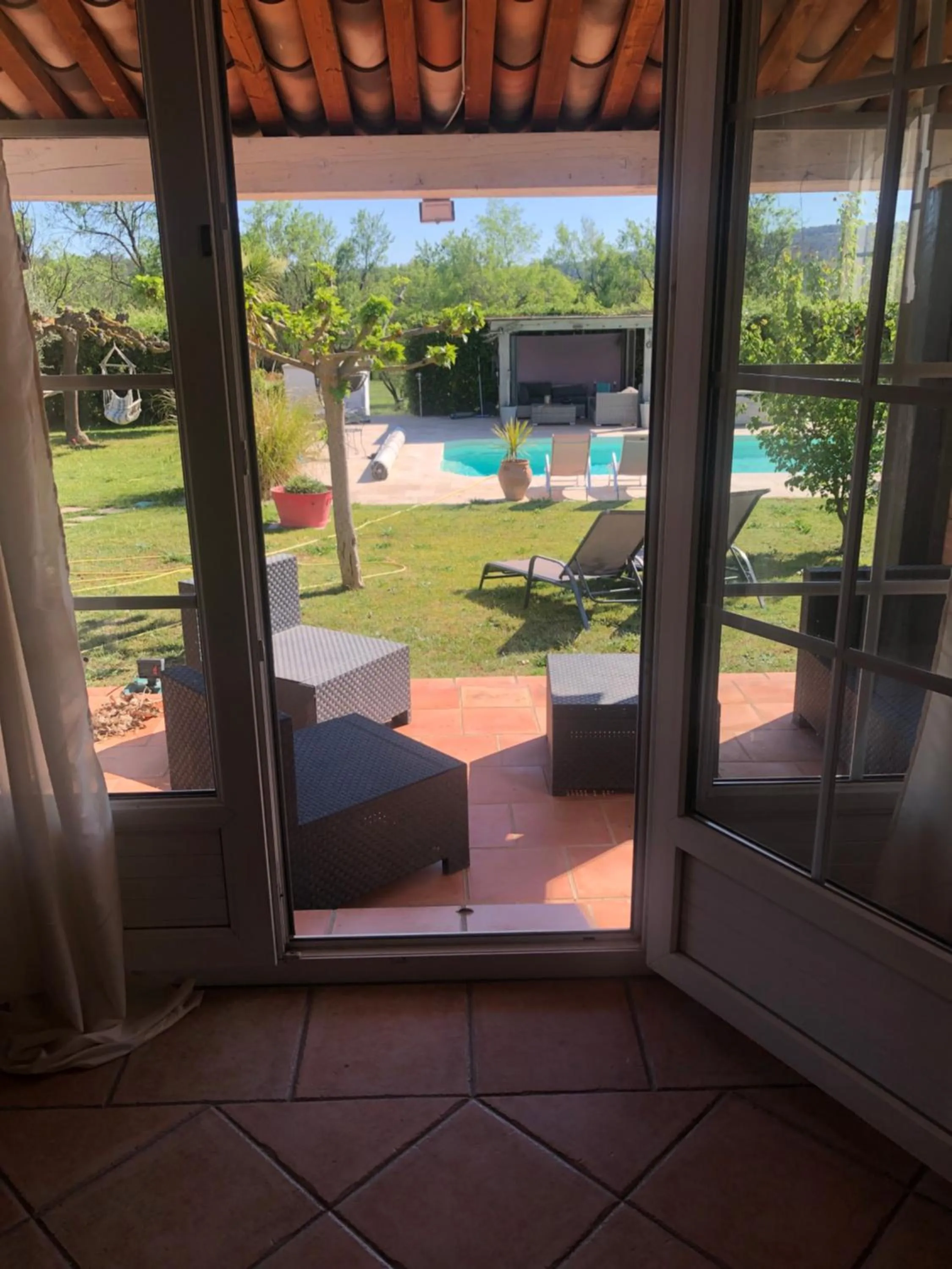 Pool view in La Vignarelle