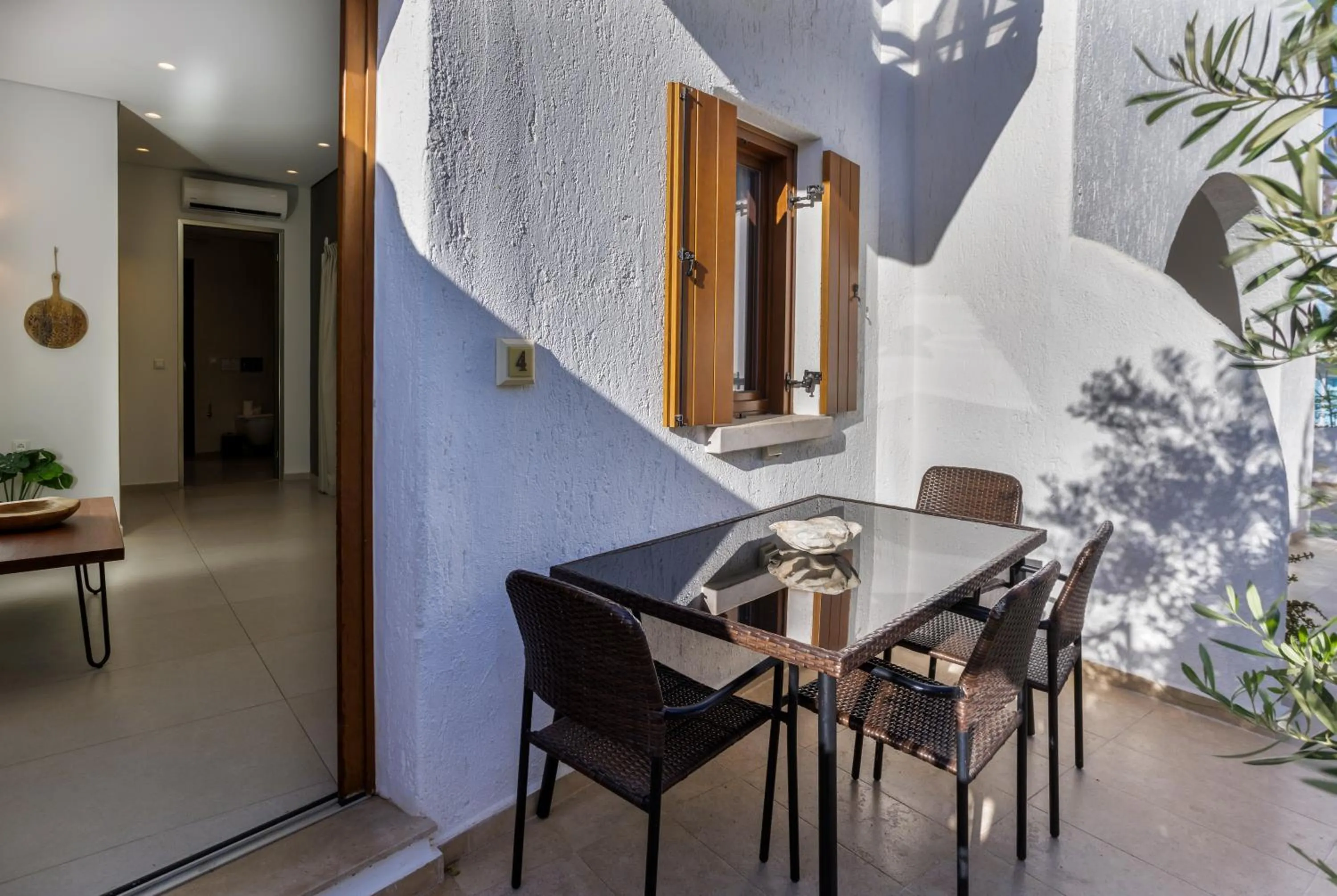 Balcony/Terrace in Edem Garden Residence by Estia