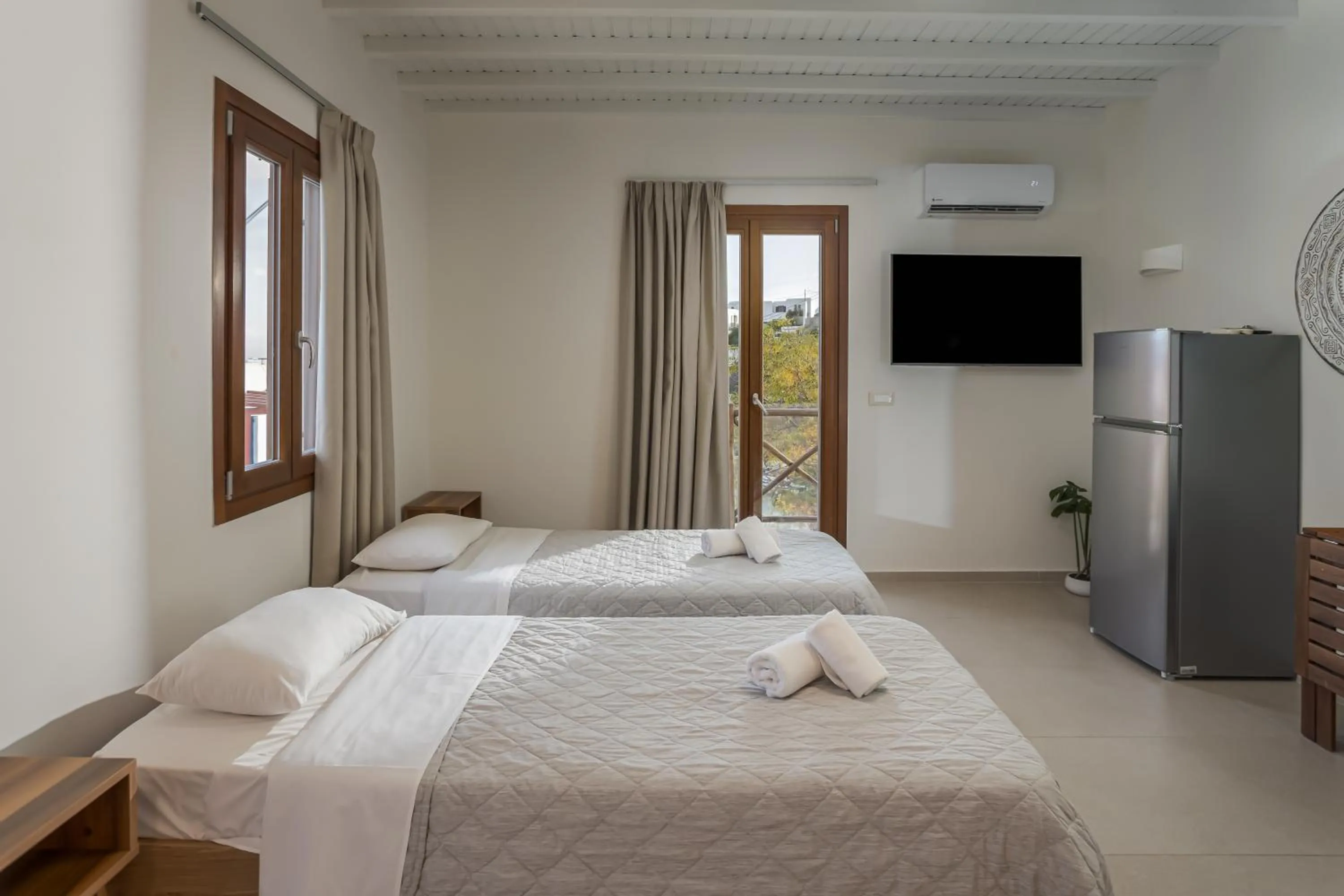 Bed in Edem Garden Residence by Estia