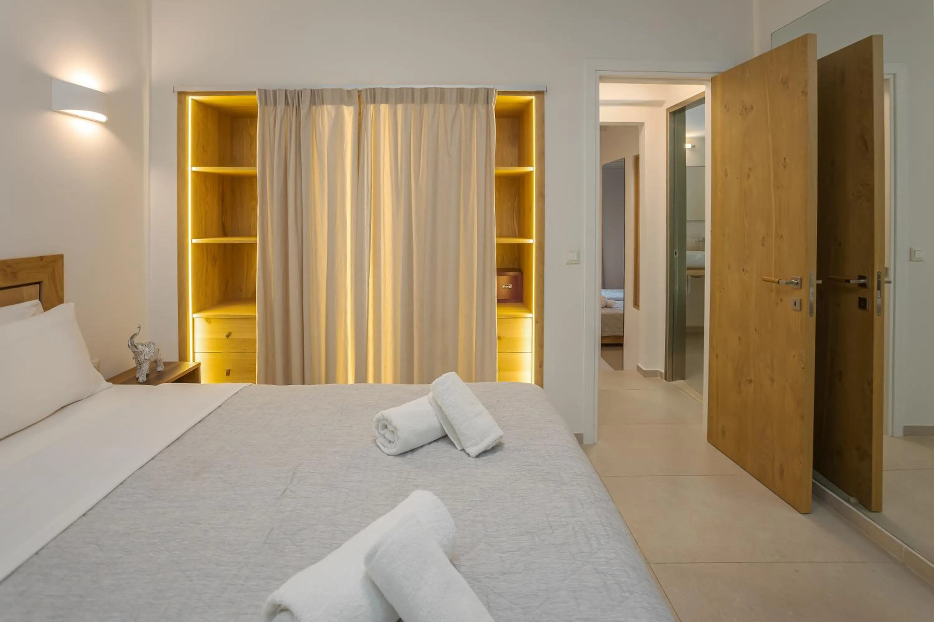 Bedroom, Bed in Edem Garden Residence by Estia