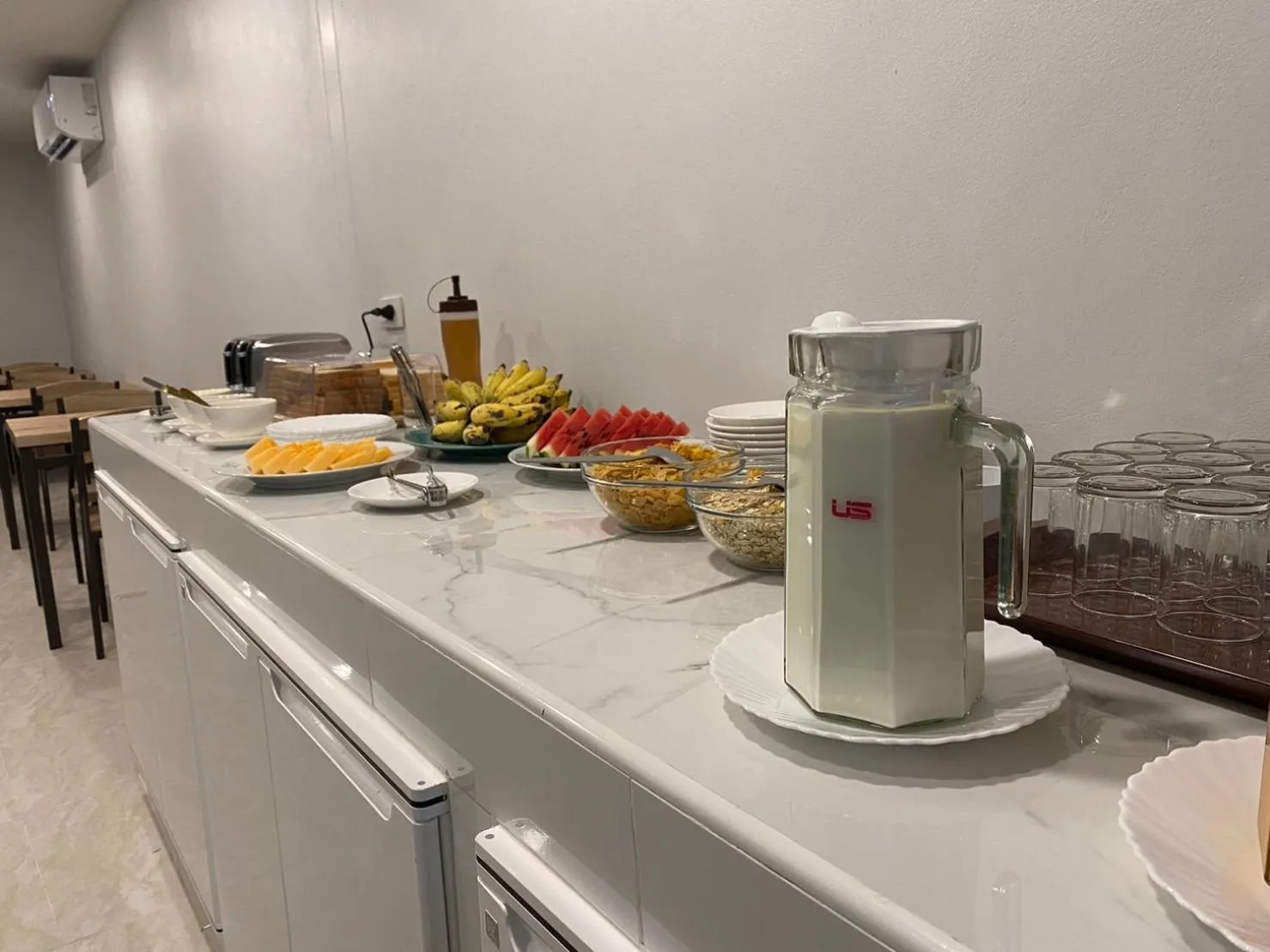 Food and drinks in The Guest Chang Moi Boutique Hotel