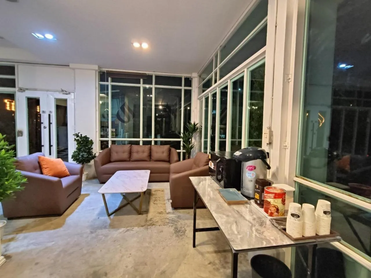 Night in The Guest Chang Moi Boutique Hotel