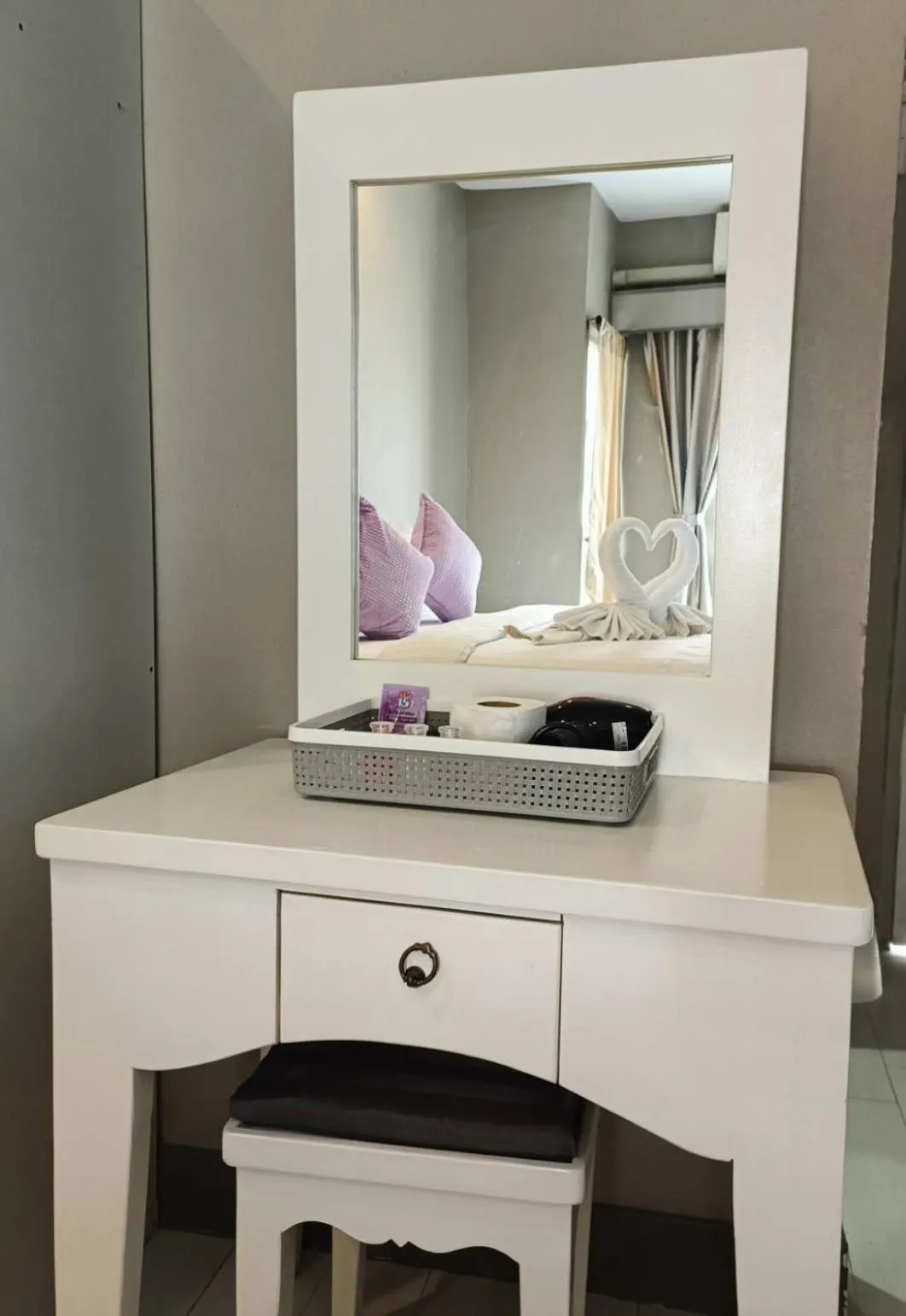 hair dresser in The Guest Chang Moi Boutique Hotel