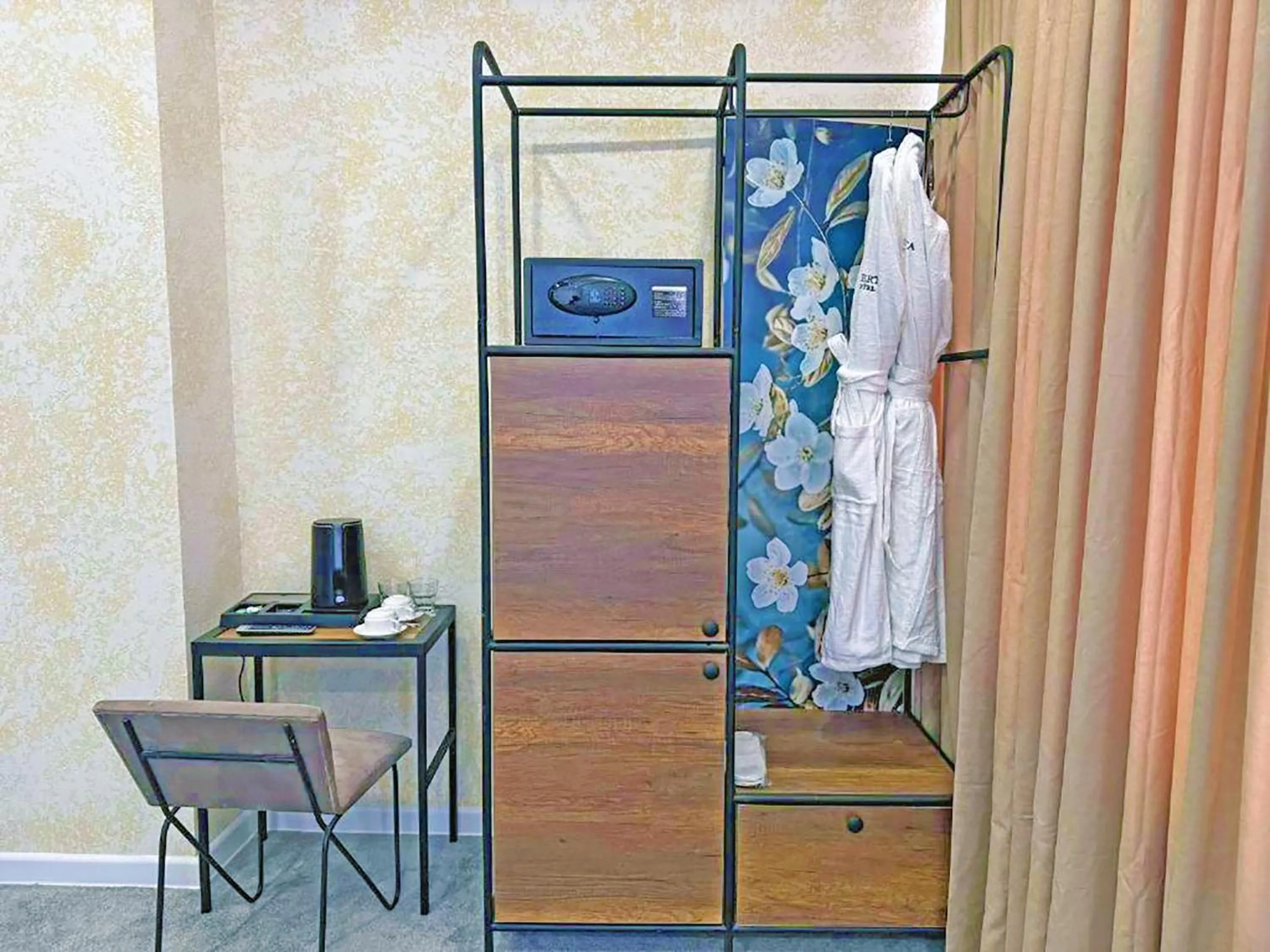 wardrobe in Liberta Baku City Center