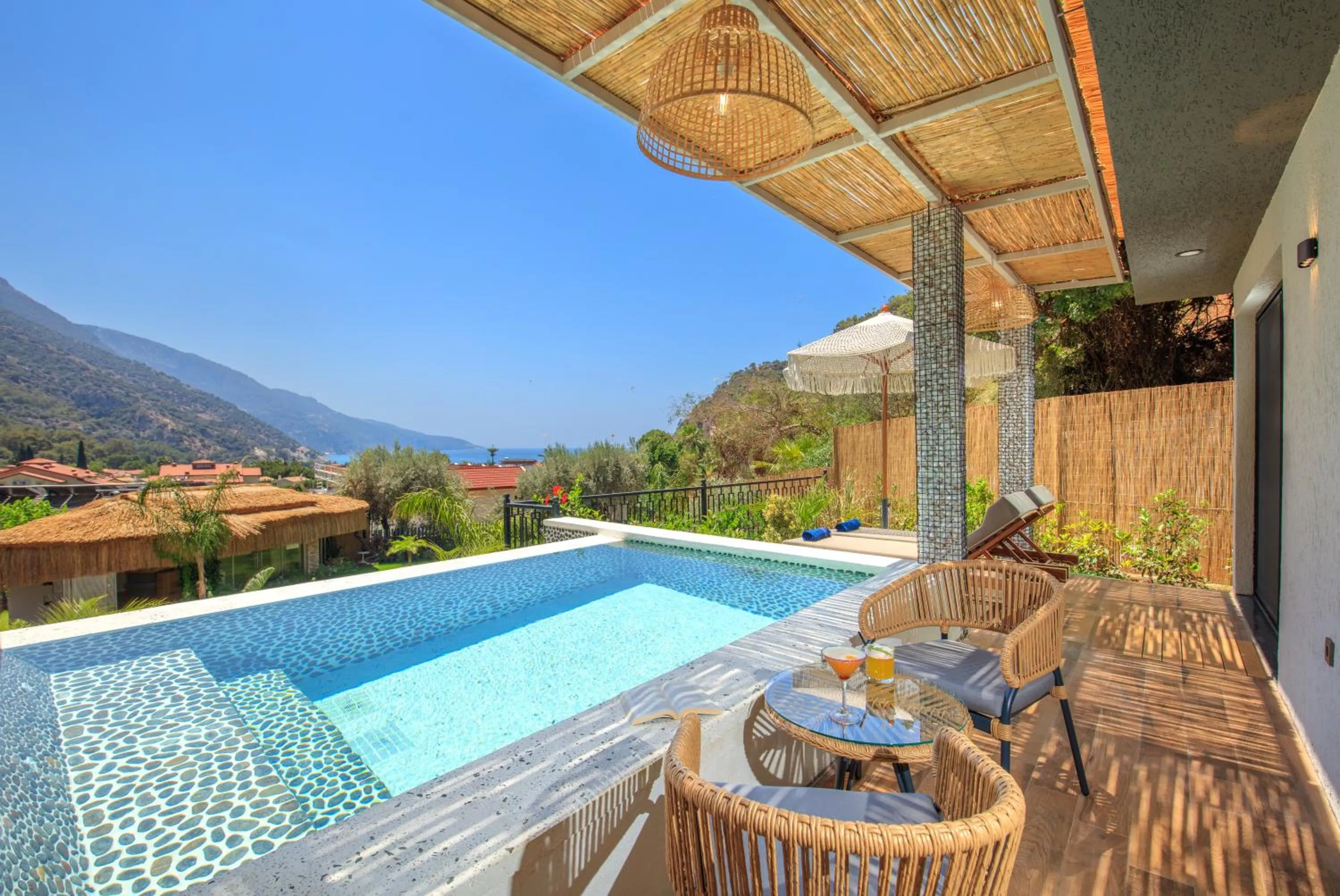 Swimming pool in Morina Deluxe Hotel