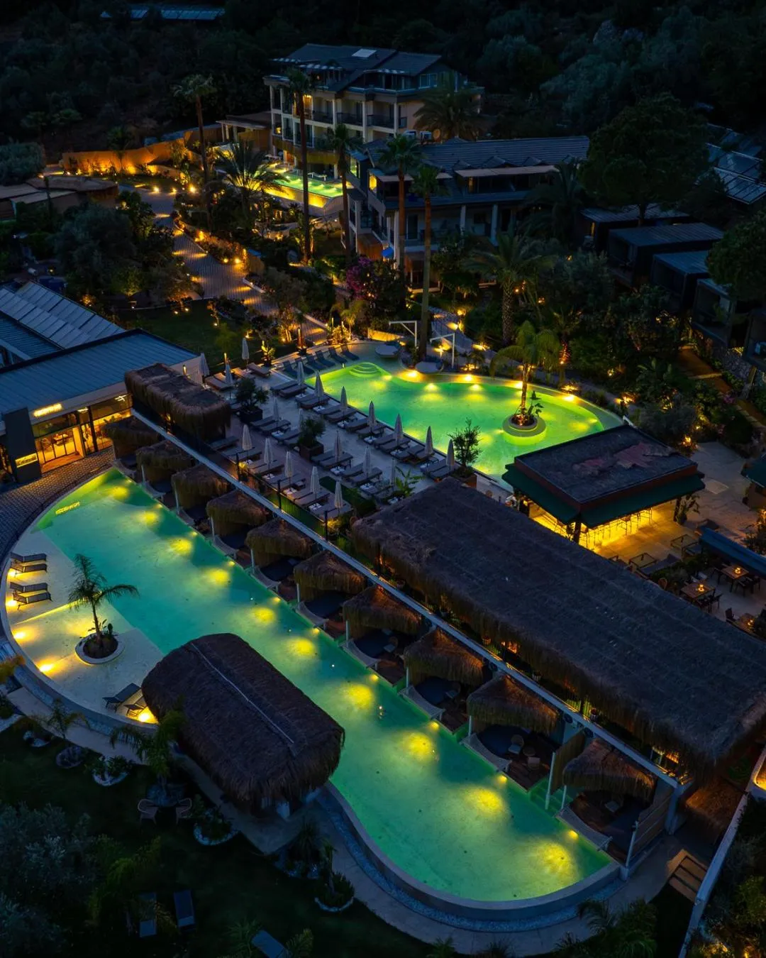 Night in Morina Deluxe Hotel