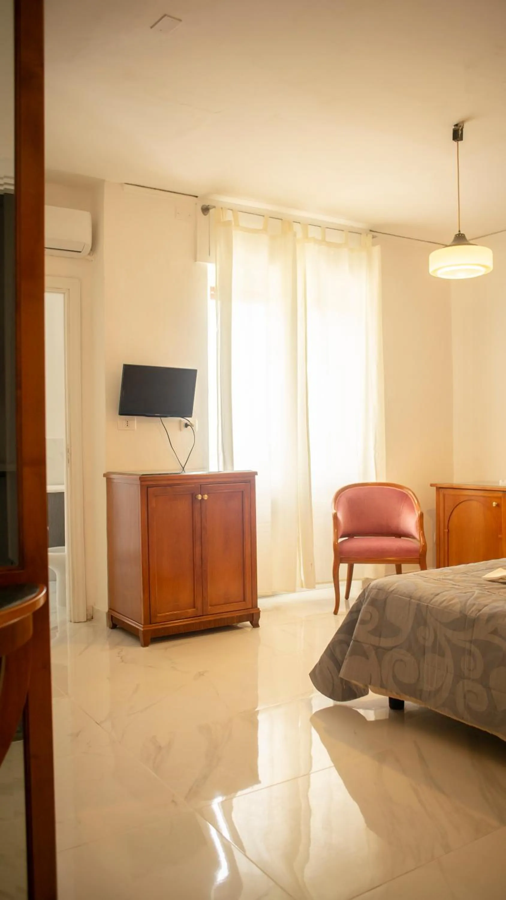 Bedroom in Hotel Sinuessa Terme