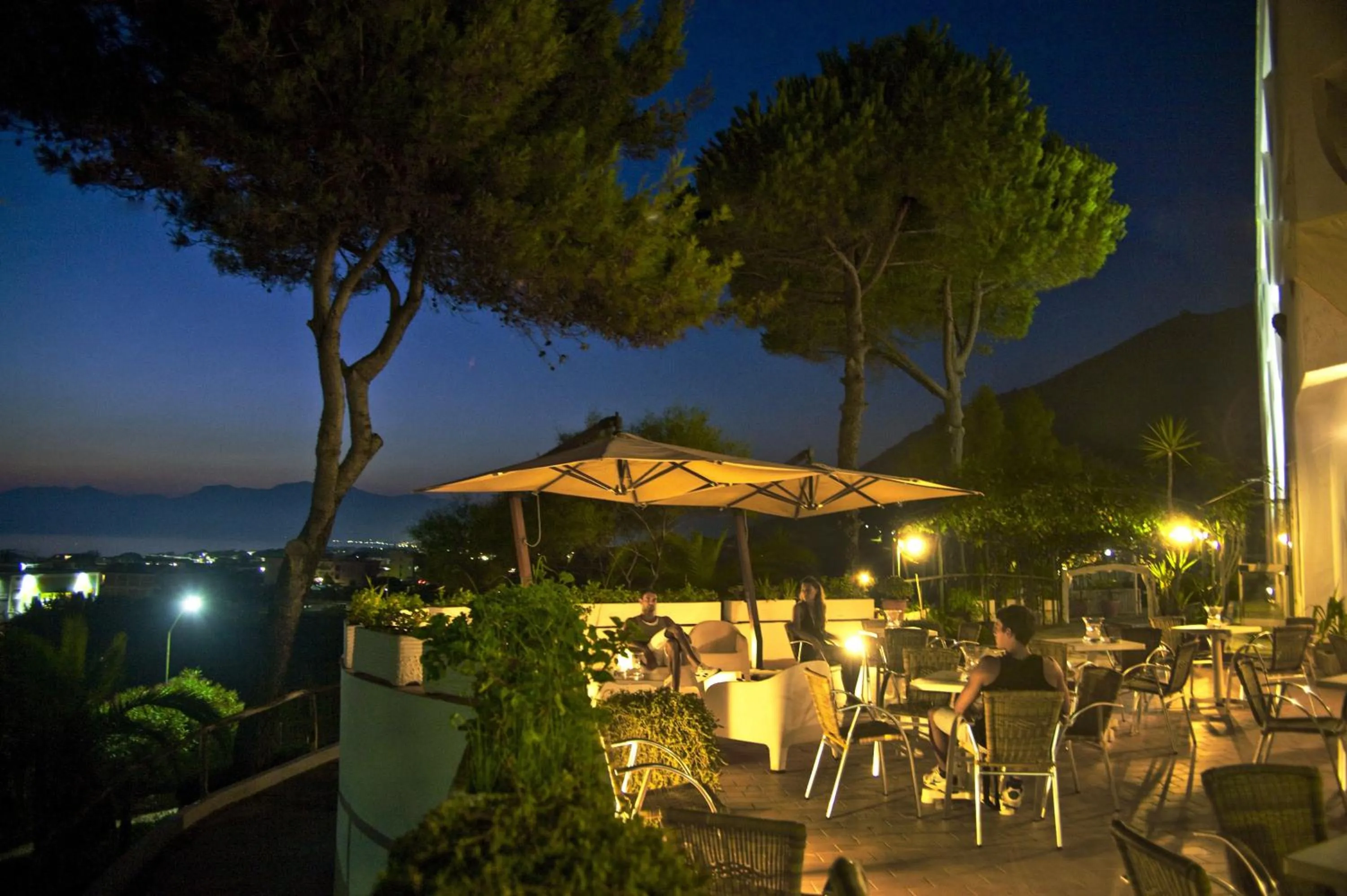 Restaurant/places to eat in Hotel Sinuessa Terme
