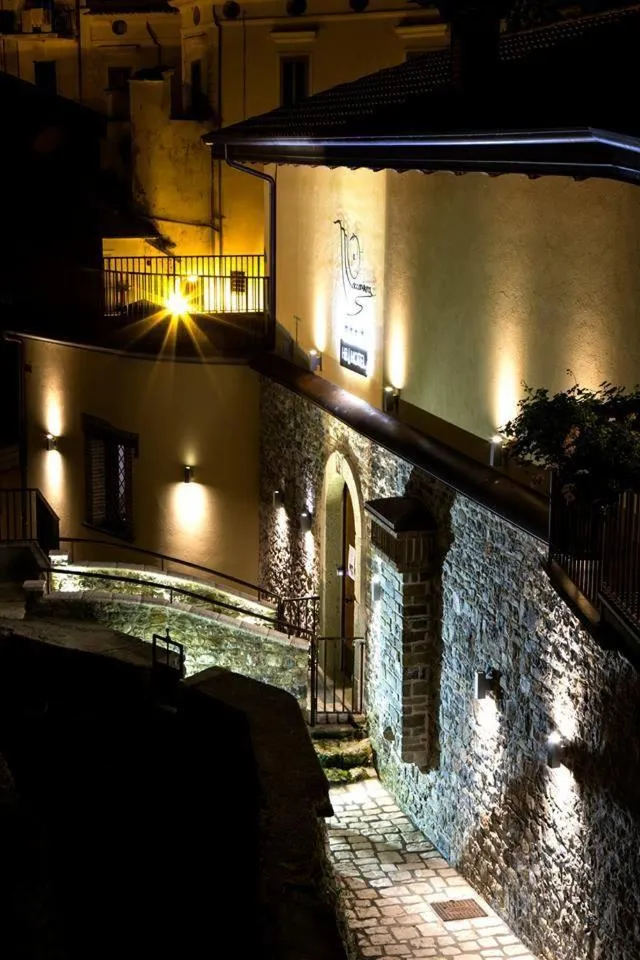 Facade/entrance in Dimora Storica Hotel Maccarunera