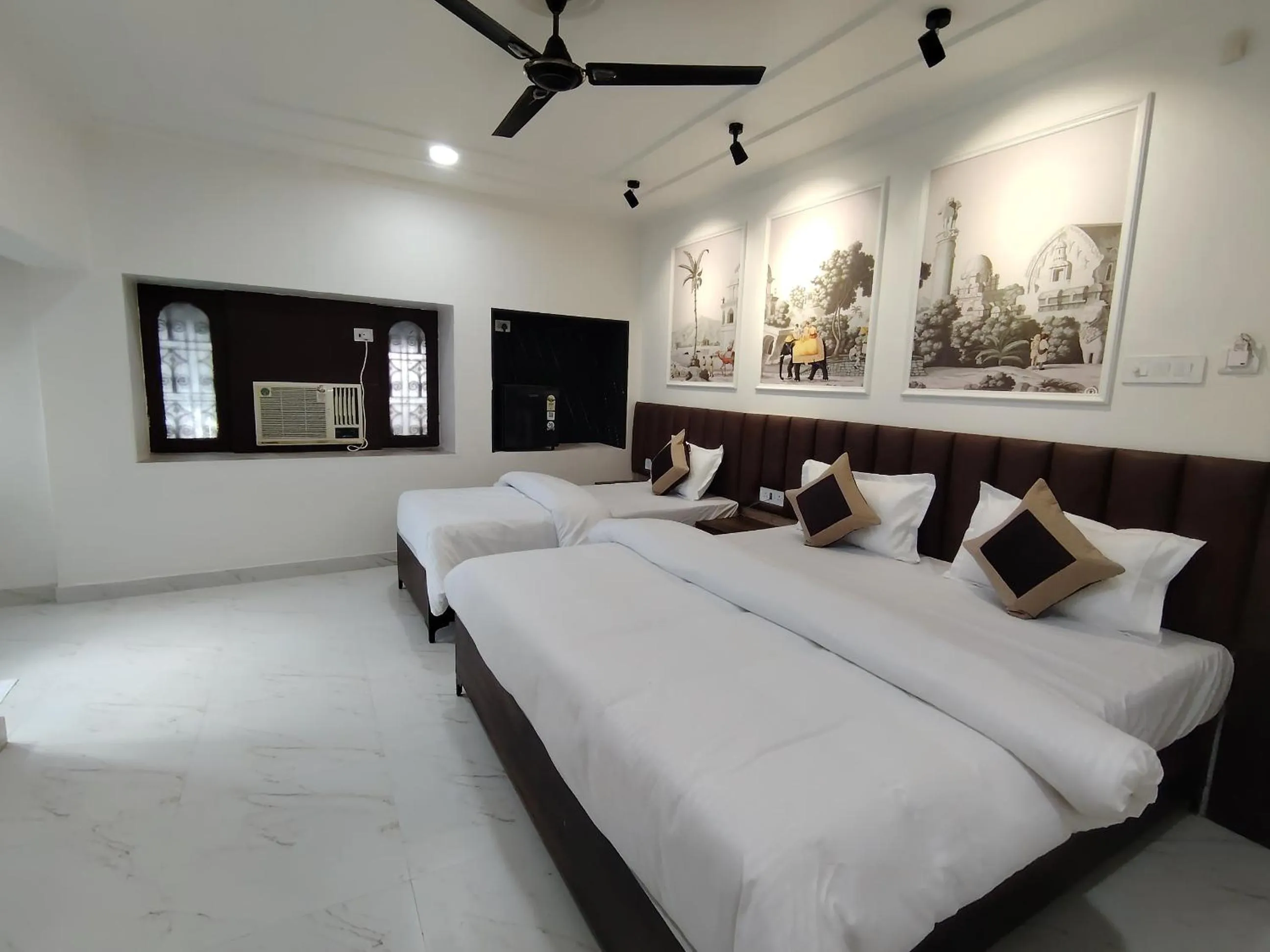 Bedroom in Hotel Mrk