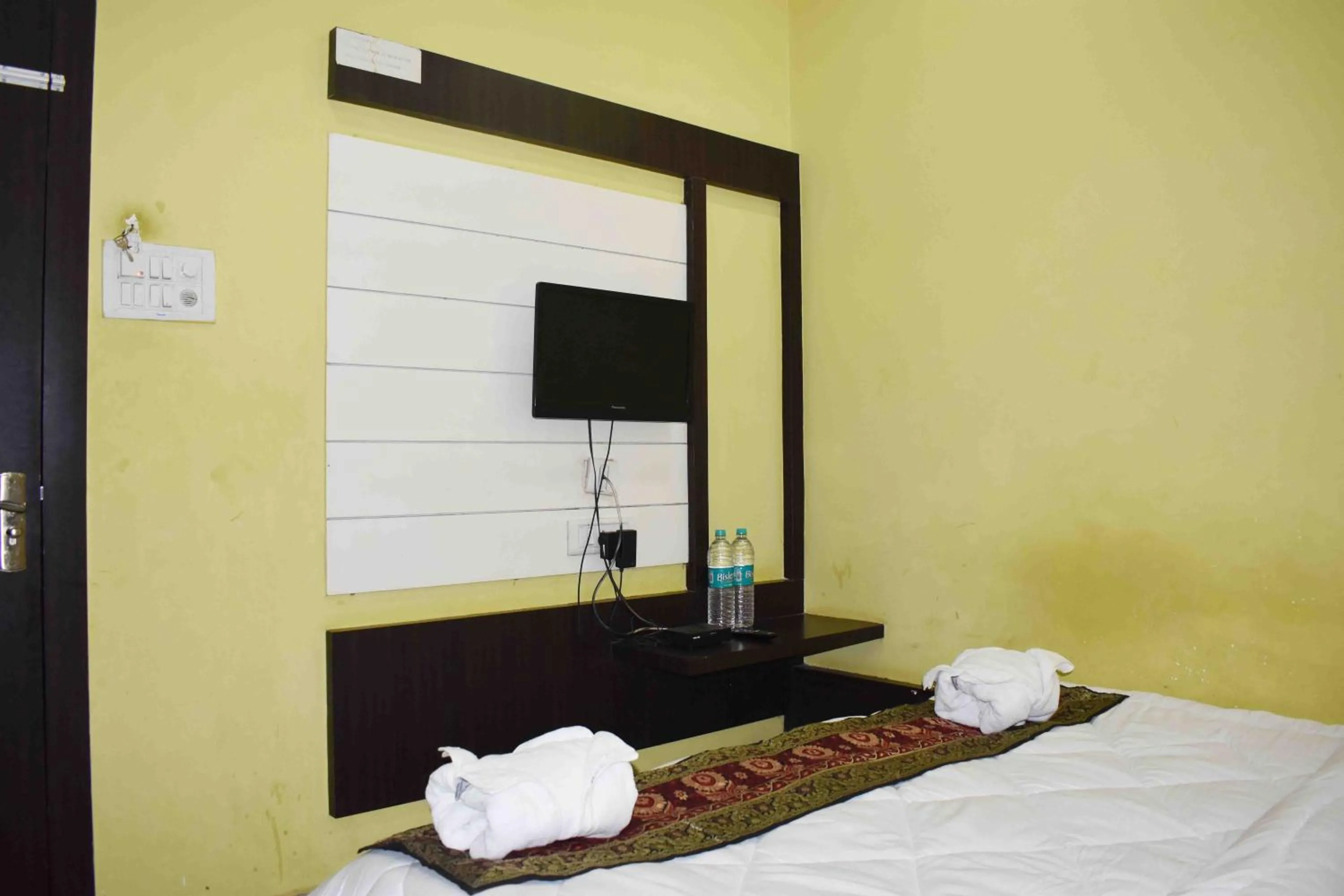 TV and multimedia in Hotel Mrk