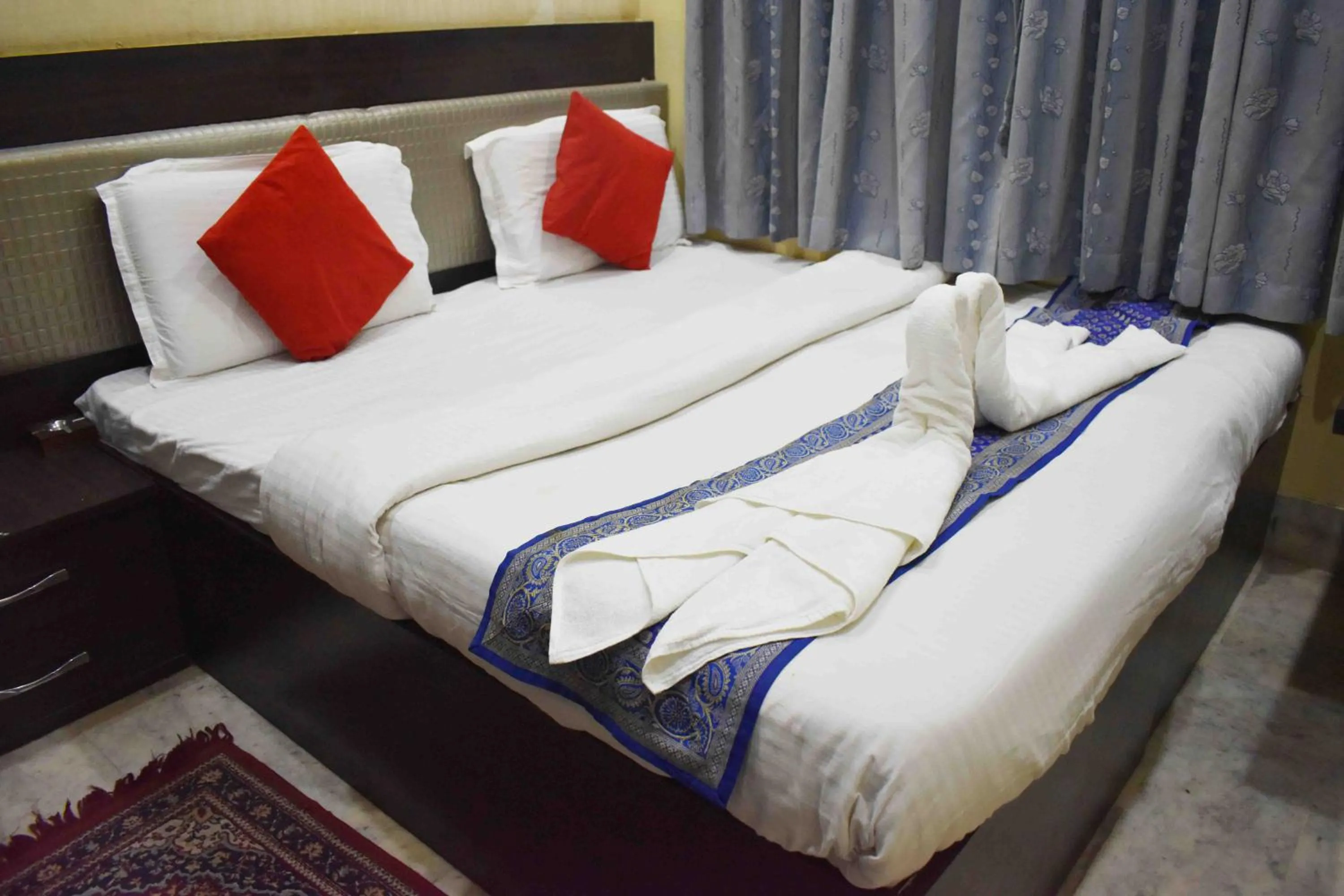 Bed in Hotel Mrk