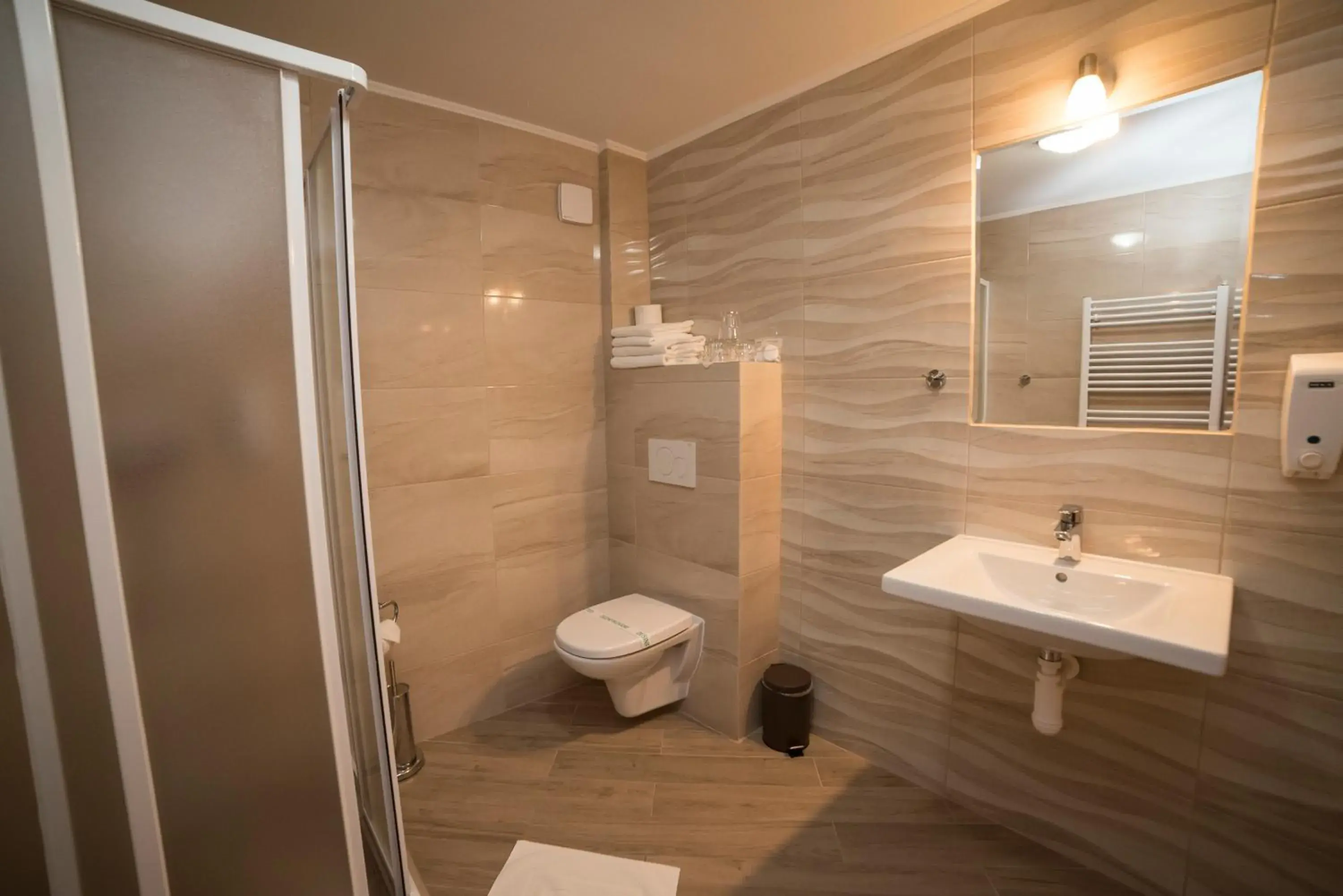 Standard Double Room - single occupancy in Hotel Alfa Standard Double Room - single occupancy in Hotel Alfa