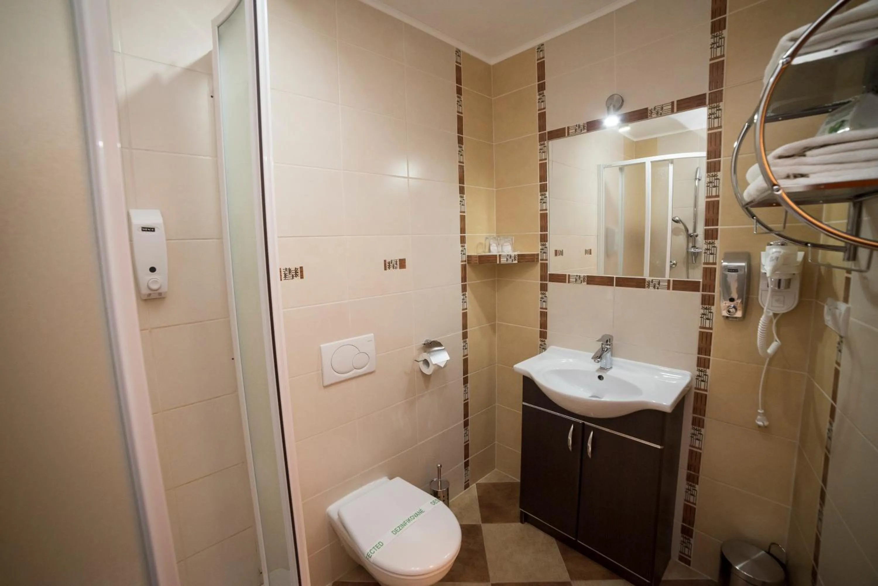 Bathroom in Hotel Alfa