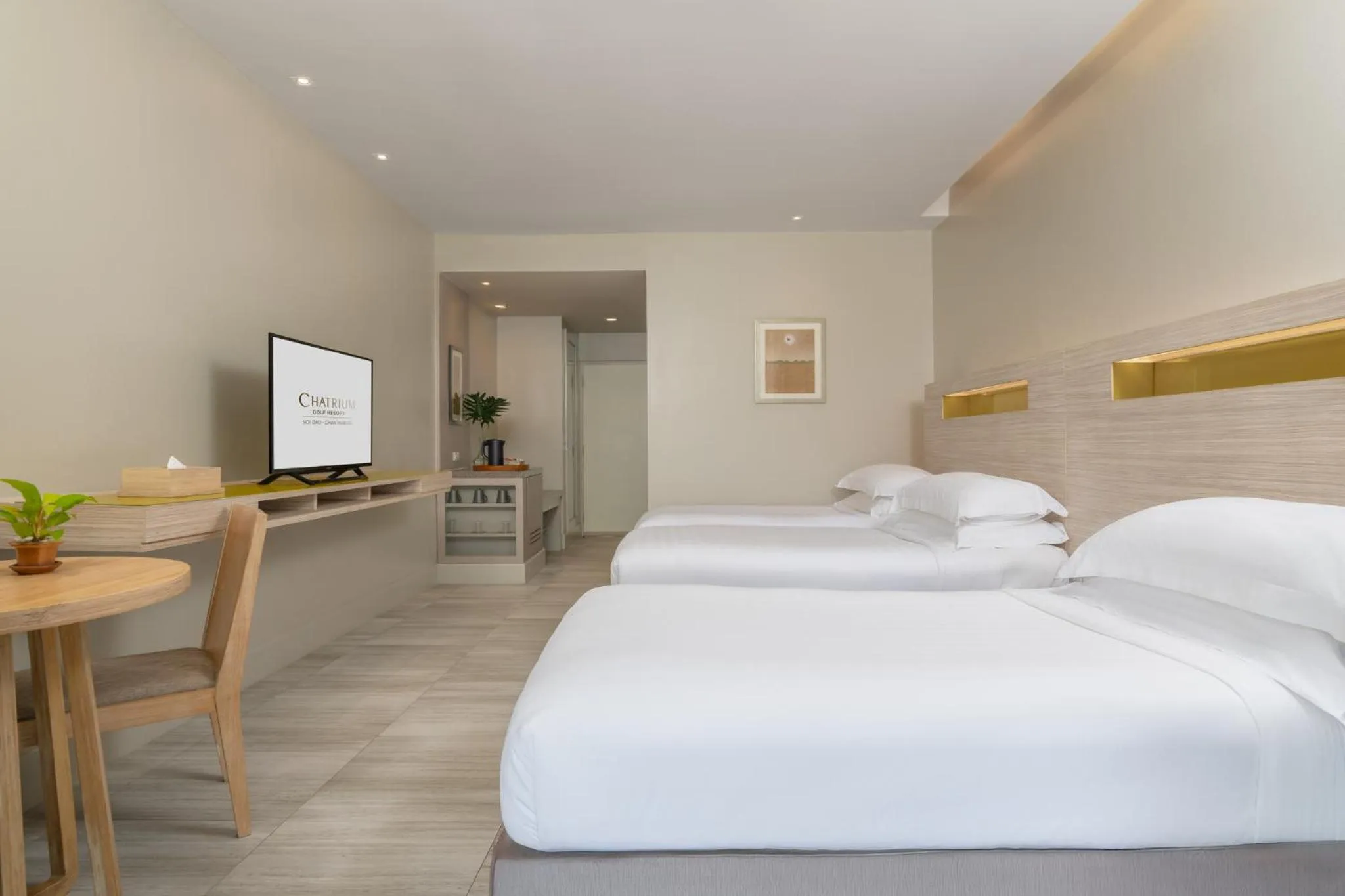 Bedroom, Bed in Chatrium Golf Resort Soi Dao Chanthaburi