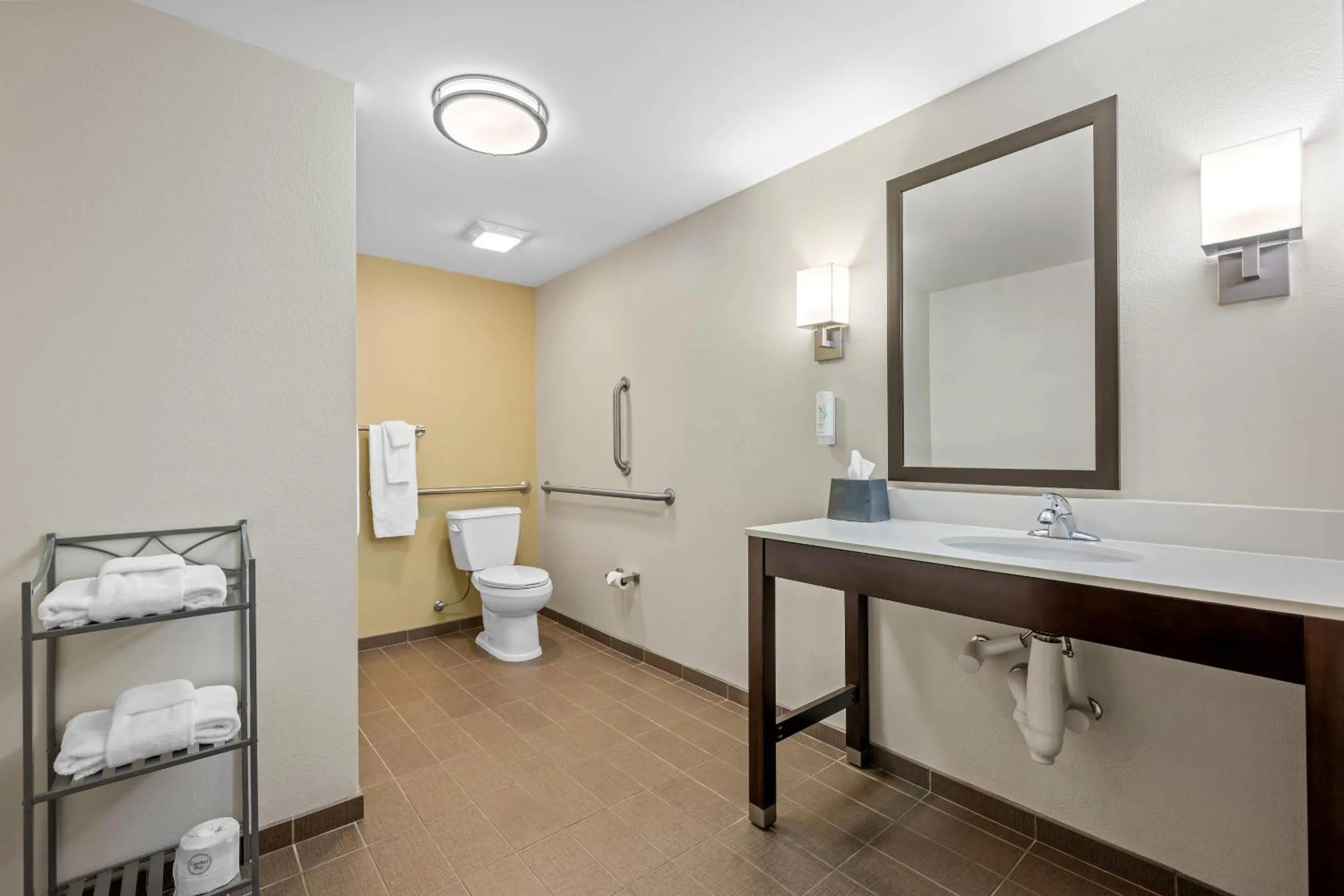 Bedroom in Sleep Inn & Suites Jasper I-22