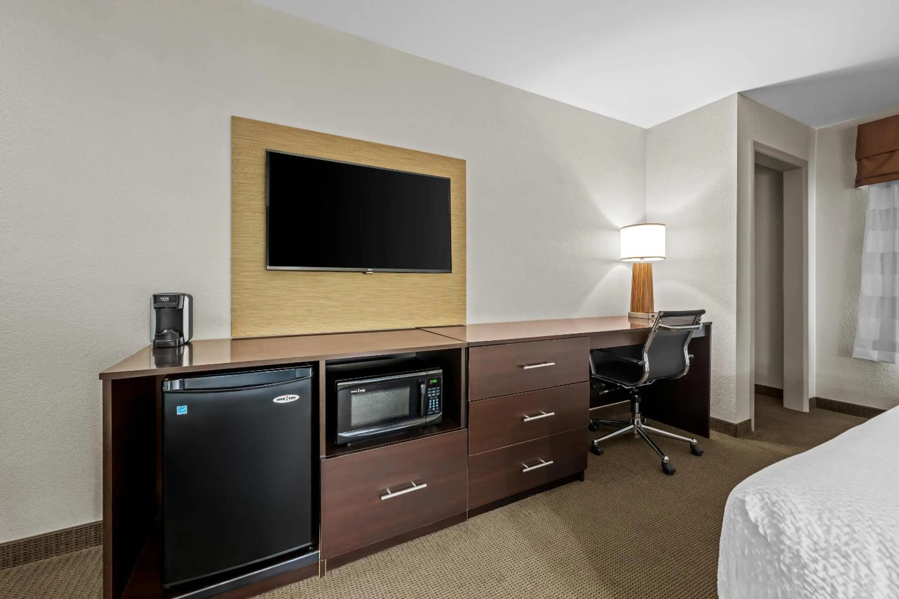 Bedroom, Bed in Sleep Inn & Suites Jasper I-22