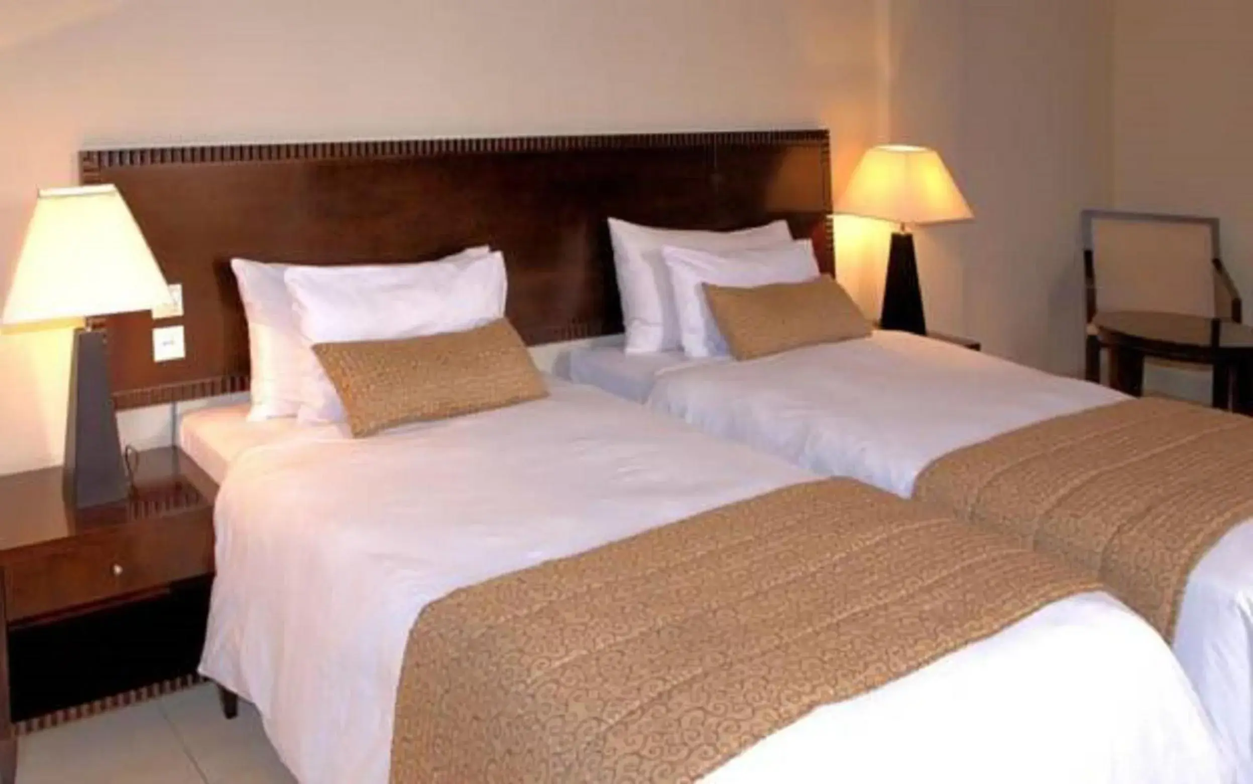 Deluxe Twin Room in Hotel Royal Kinshasa Deluxe Twin Room in Hotel Royal Kinshasa