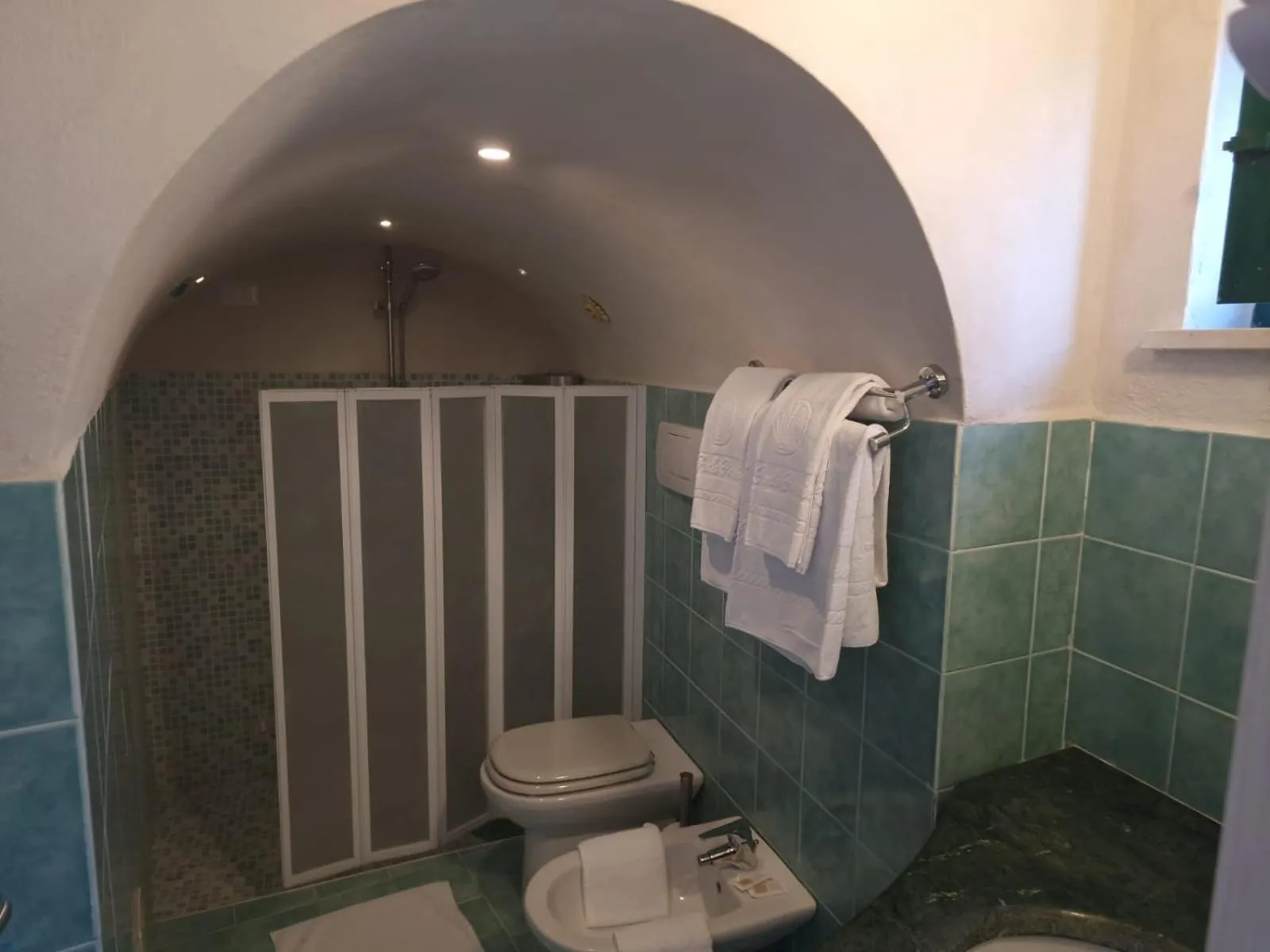 Toilet in Hotel La Perla