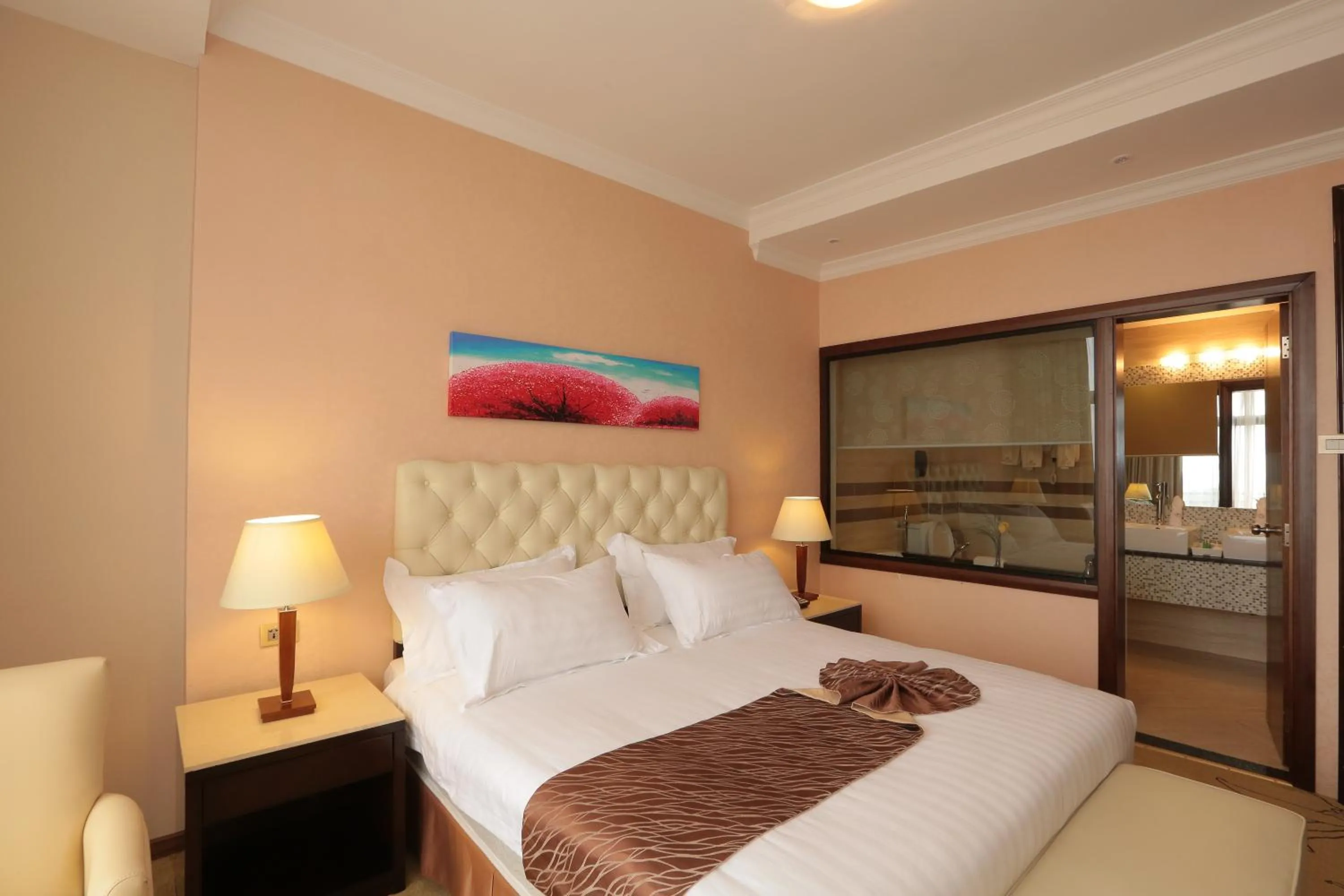 Bedroom, Bed in Getfam Hotel