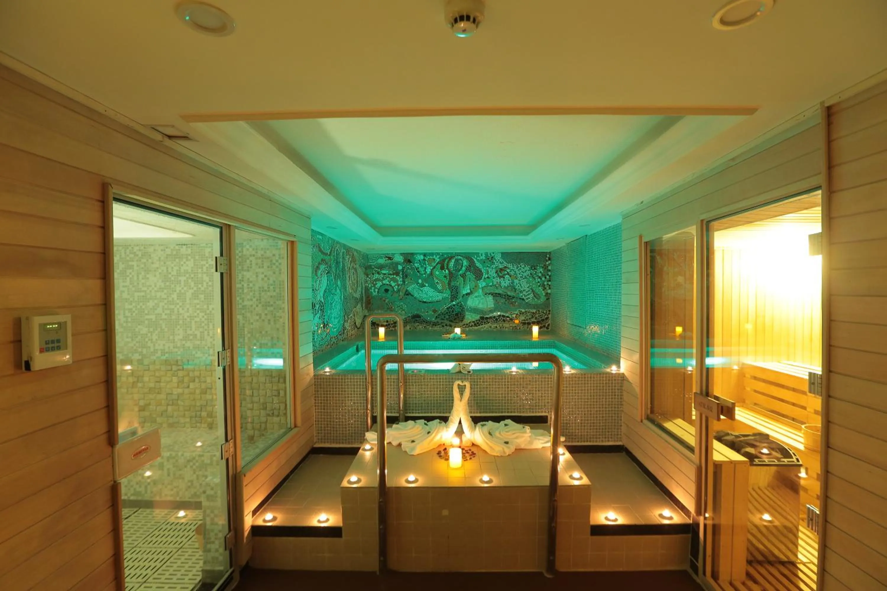 Hot Spring Bath in Getfam Hotel