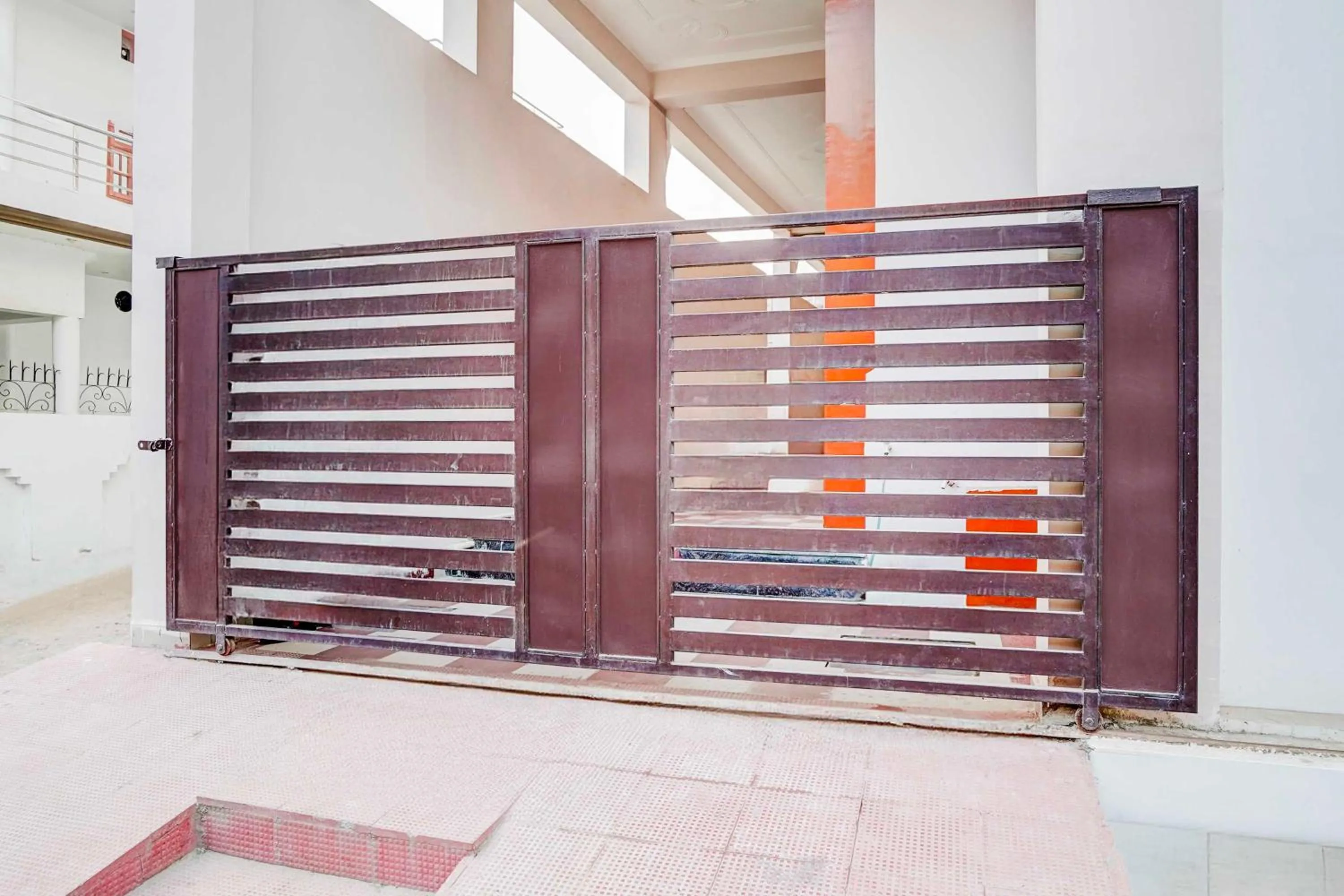 Facade/entrance in Hotel O Faizabad Road Opp BBD University