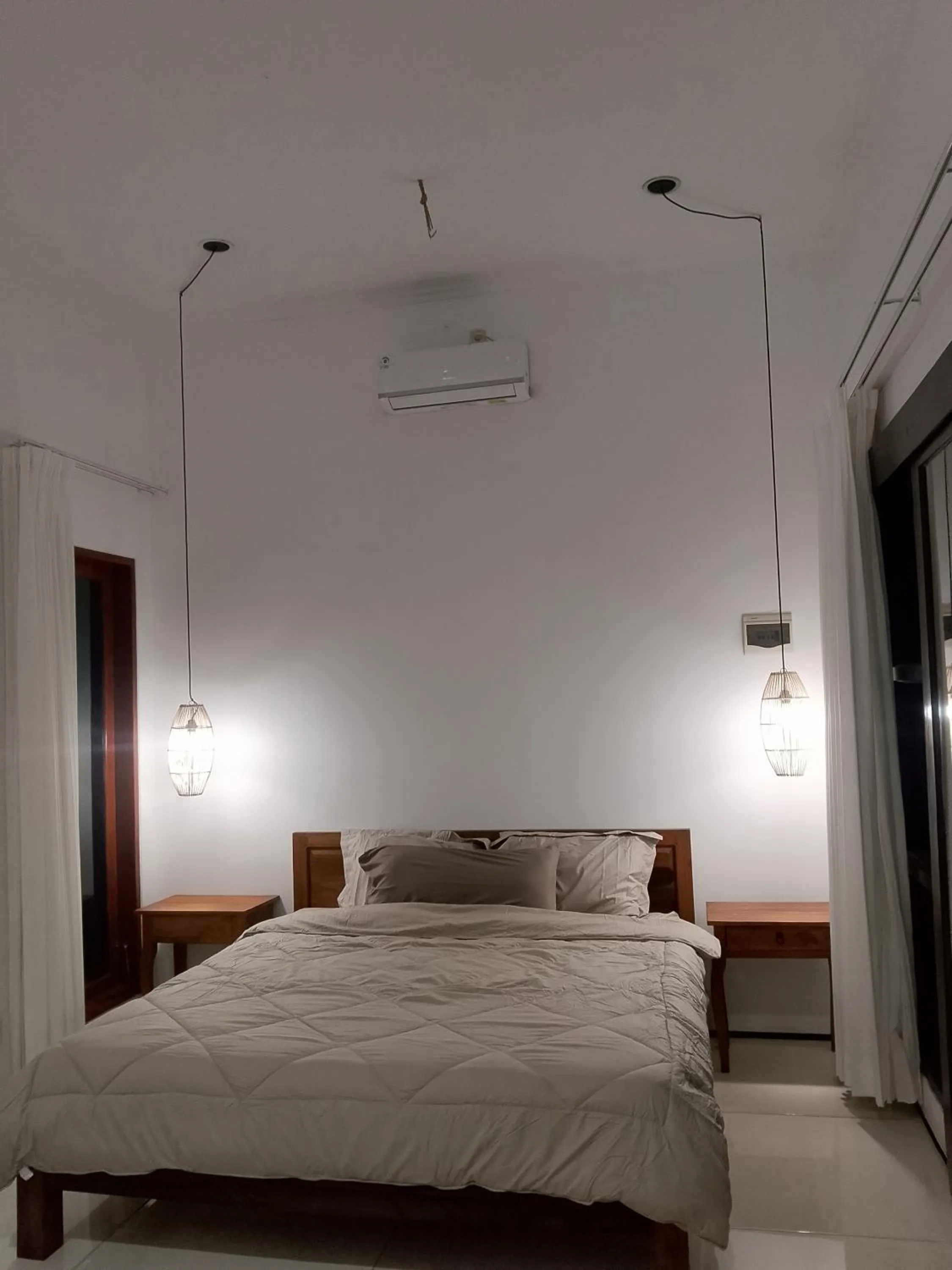 Bedroom, Bed in Lovina villa cinta