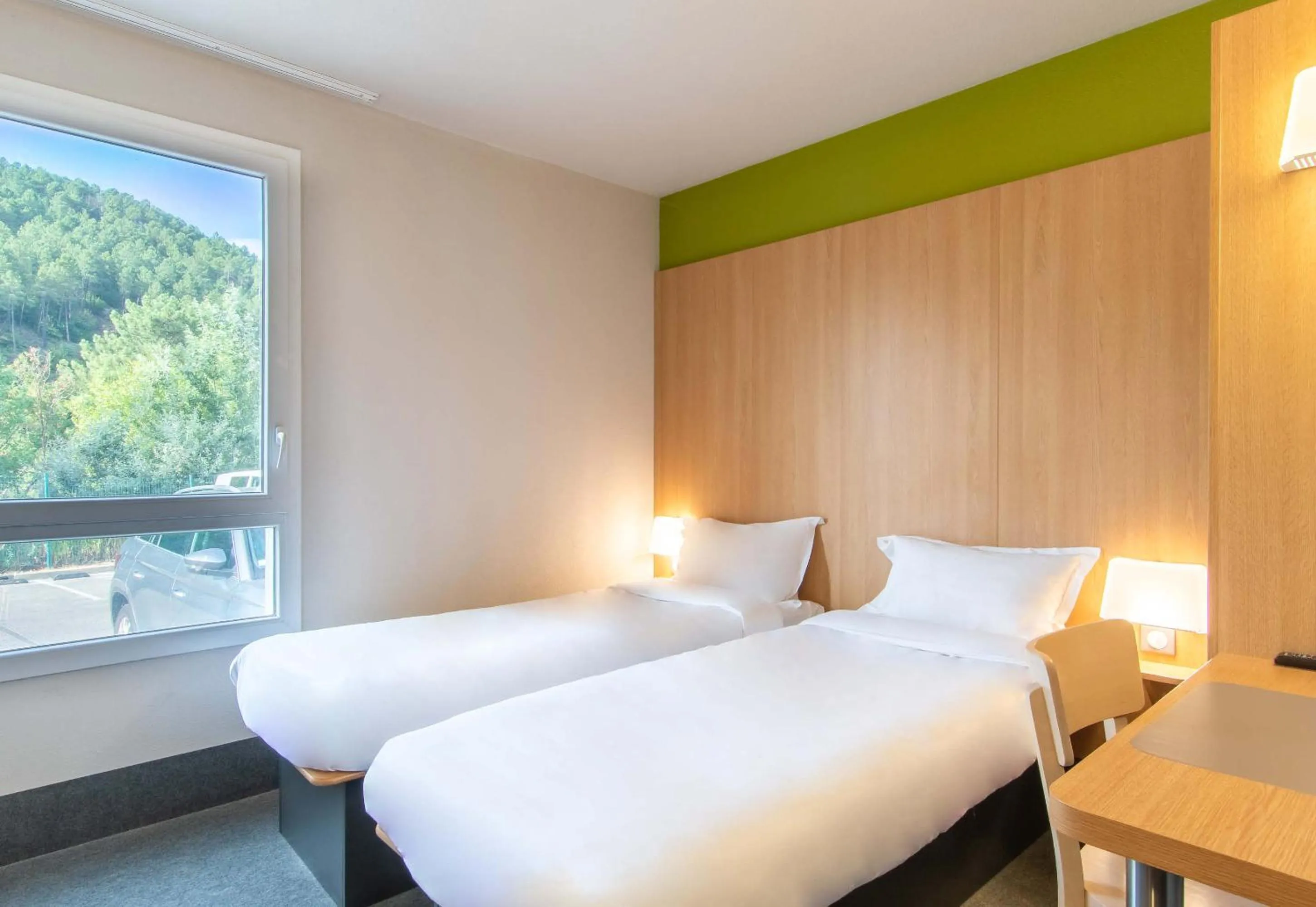 Bedroom, Bed in B&B HOTEL Alès - Pôle Mécanique