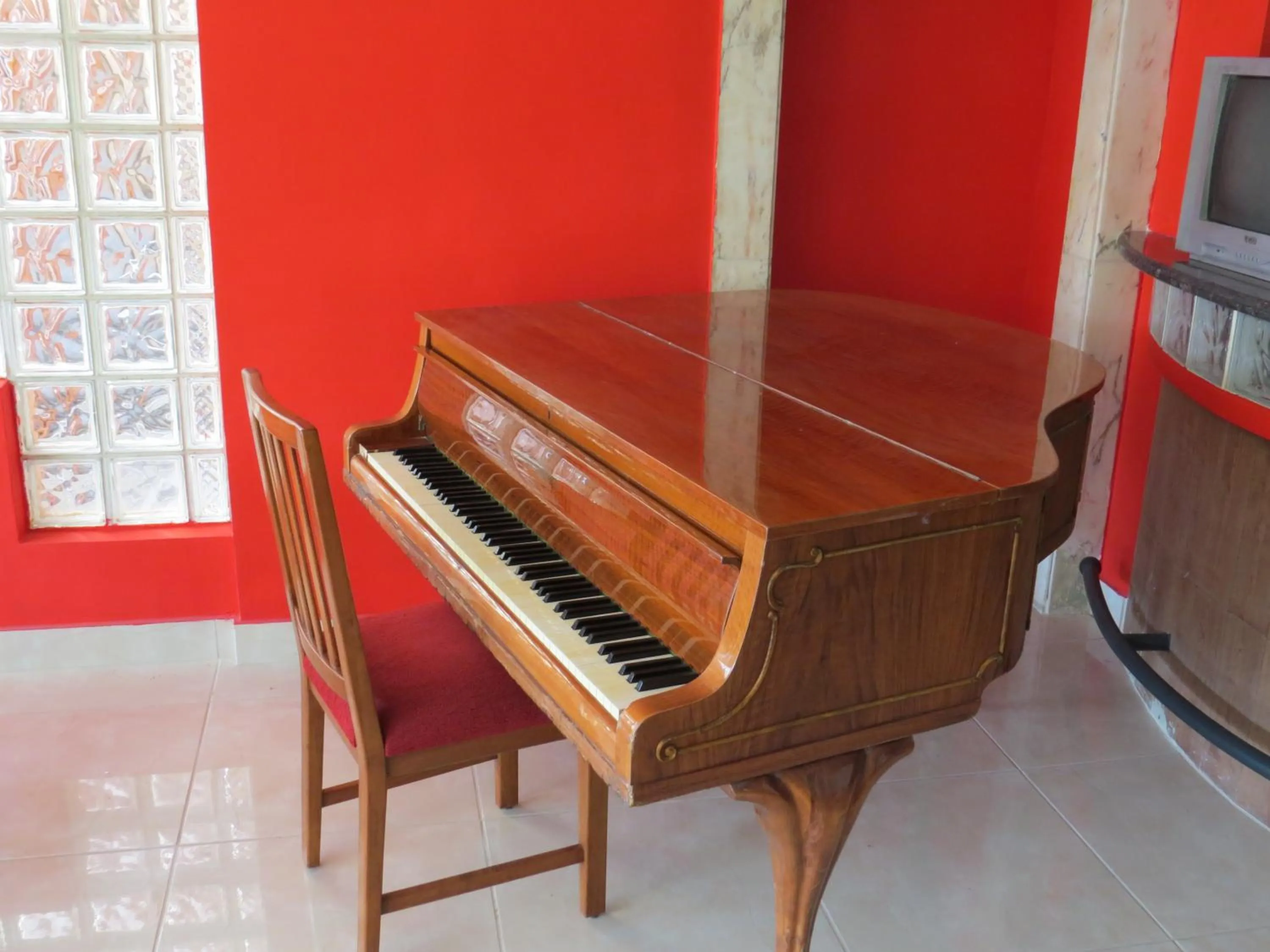 Decorative detail in La Tourelle