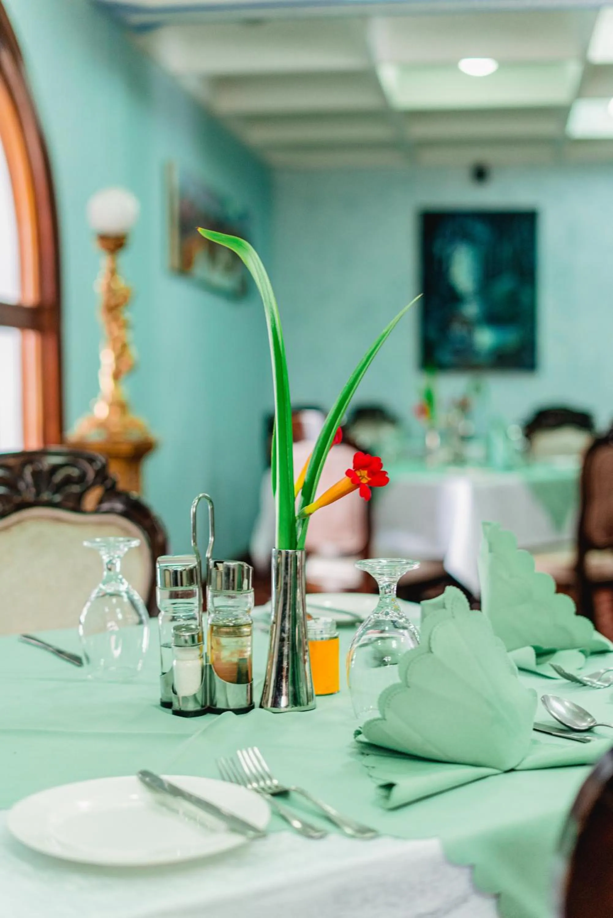 Restaurant/places to eat in Ras Amba Hotel