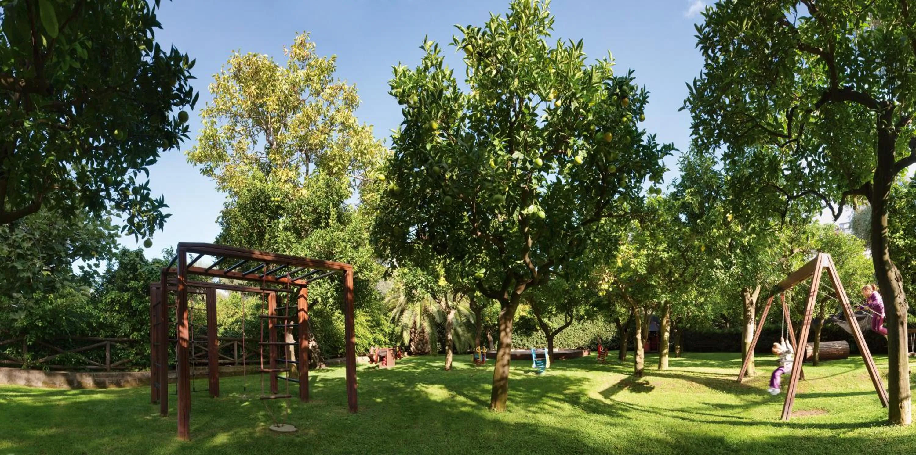 Day in Grand Hotel Excelsior Vittoria