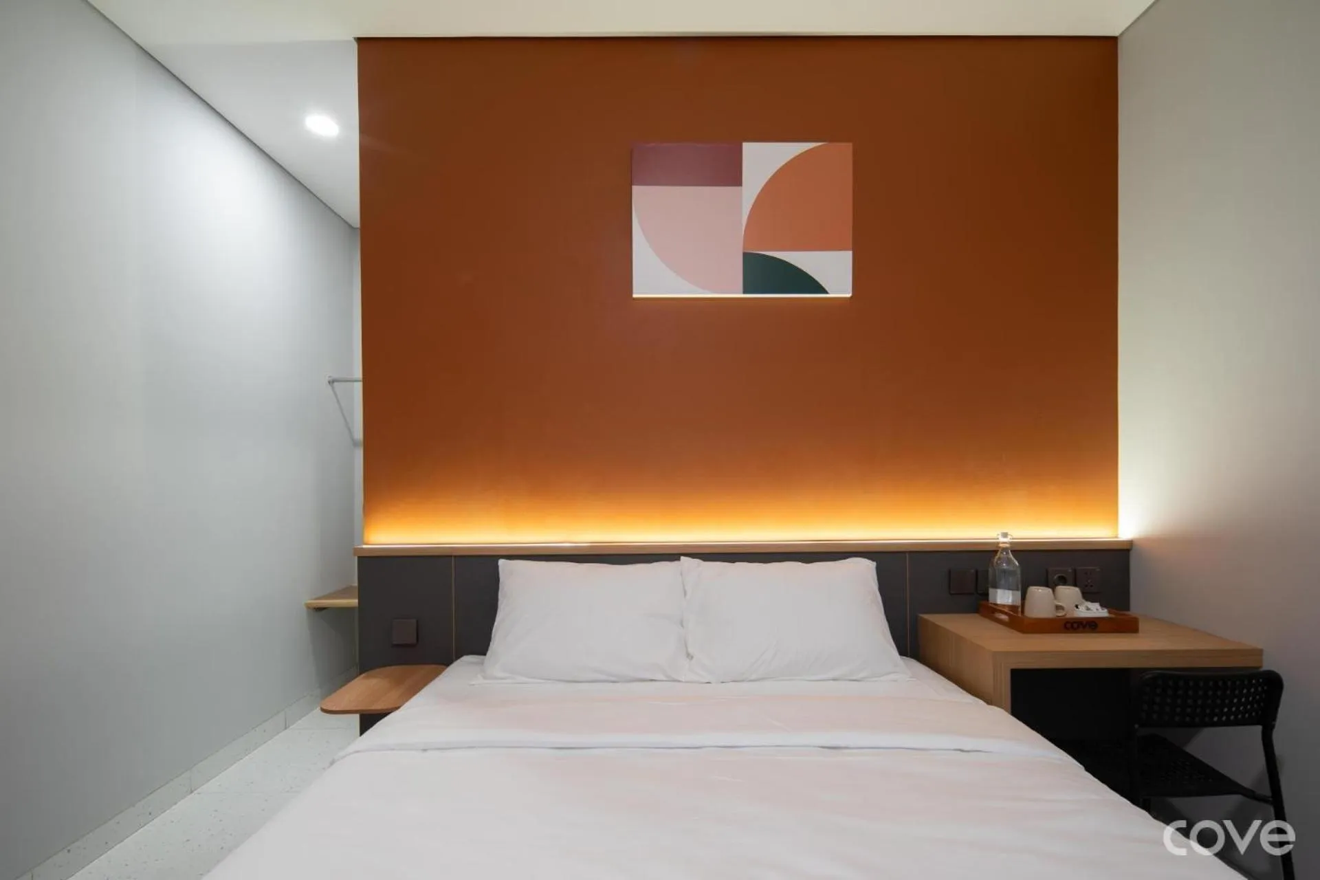 Bedroom, Bed in Cove Vaia