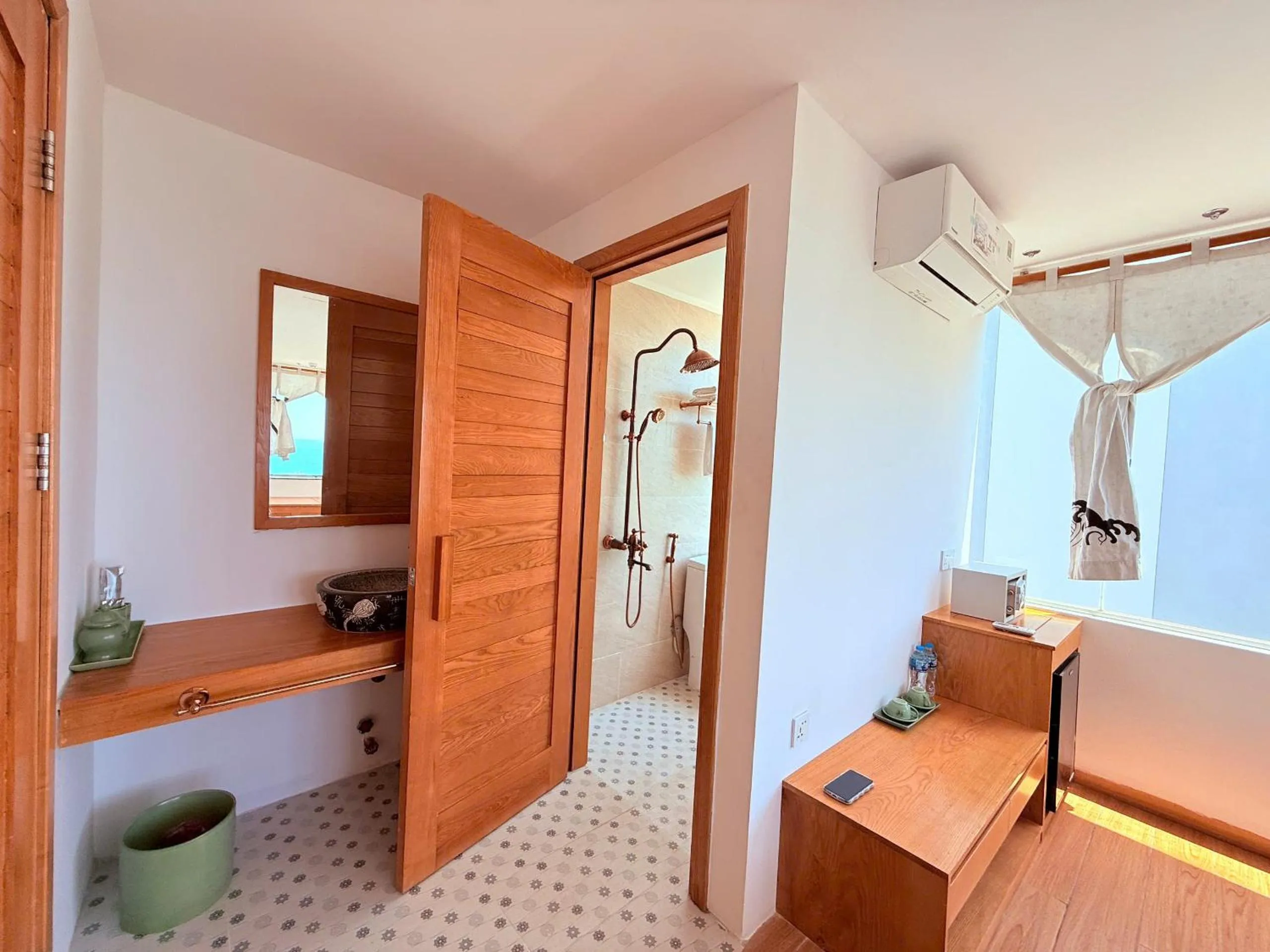 Bathroom, Bed in Fuji Boutique Hotel Nha Trang