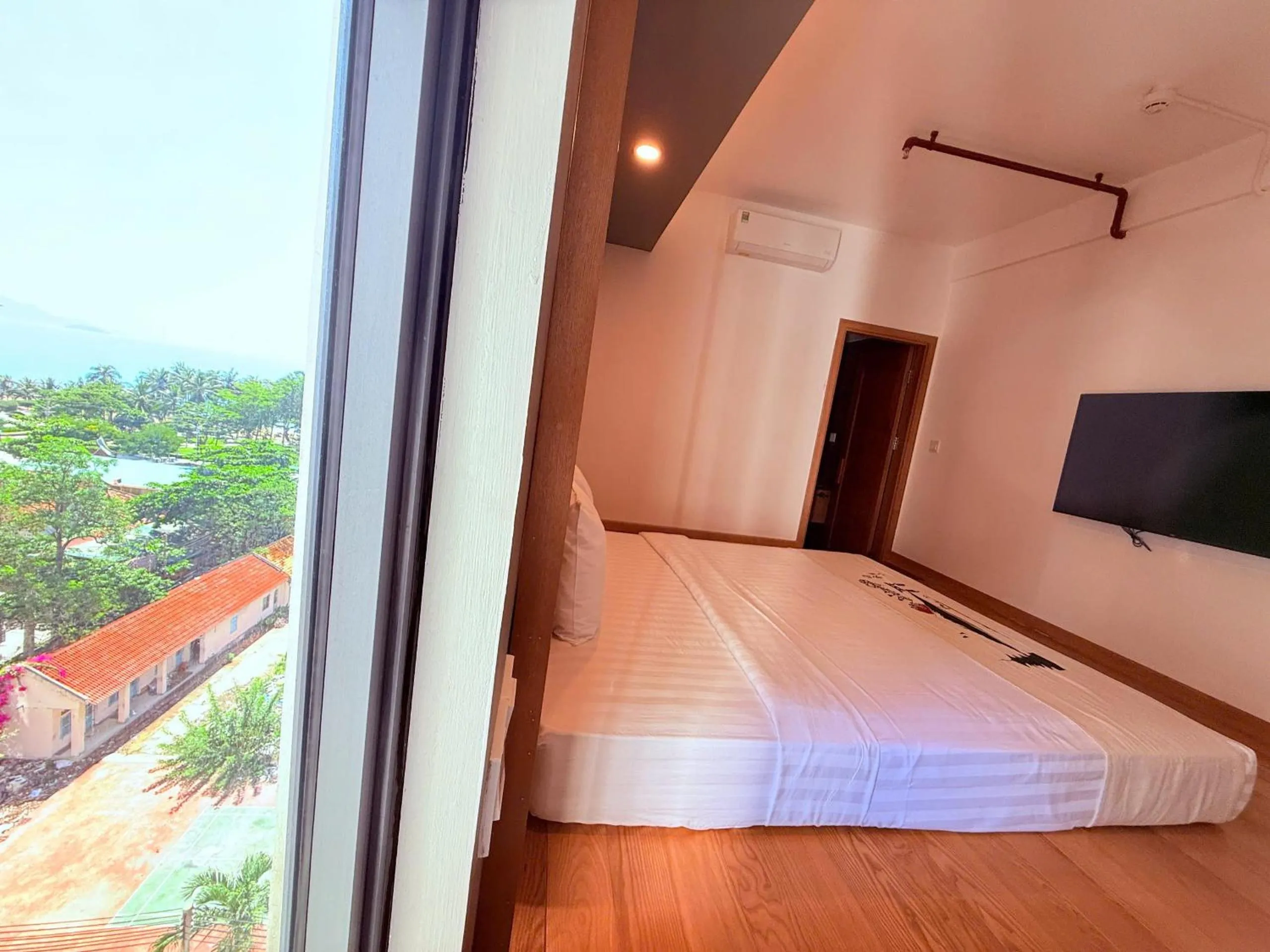 City view, Bed in Fuji Boutique Hotel Nha Trang