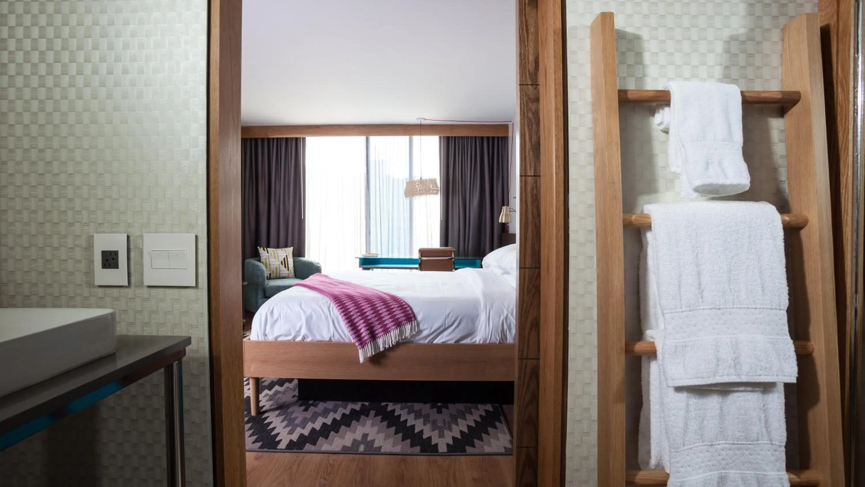 Bathroom, Bed in Hotel Indigo El Paso Downtown by IHG